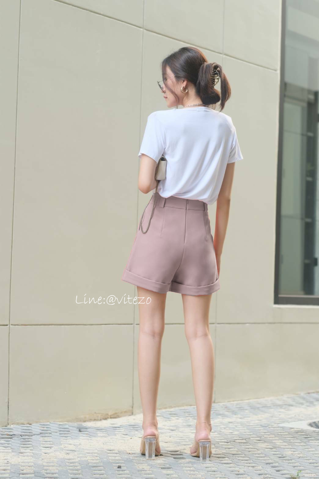 กางเกงขาสั้น ผู้หญิง เอวสูง ปลายขาเบิ้ล แต่งหูเข็มขัด ซิปหลัง ผ้าไมโคร นิ่ม ใส่บาย ไม่ร้อน