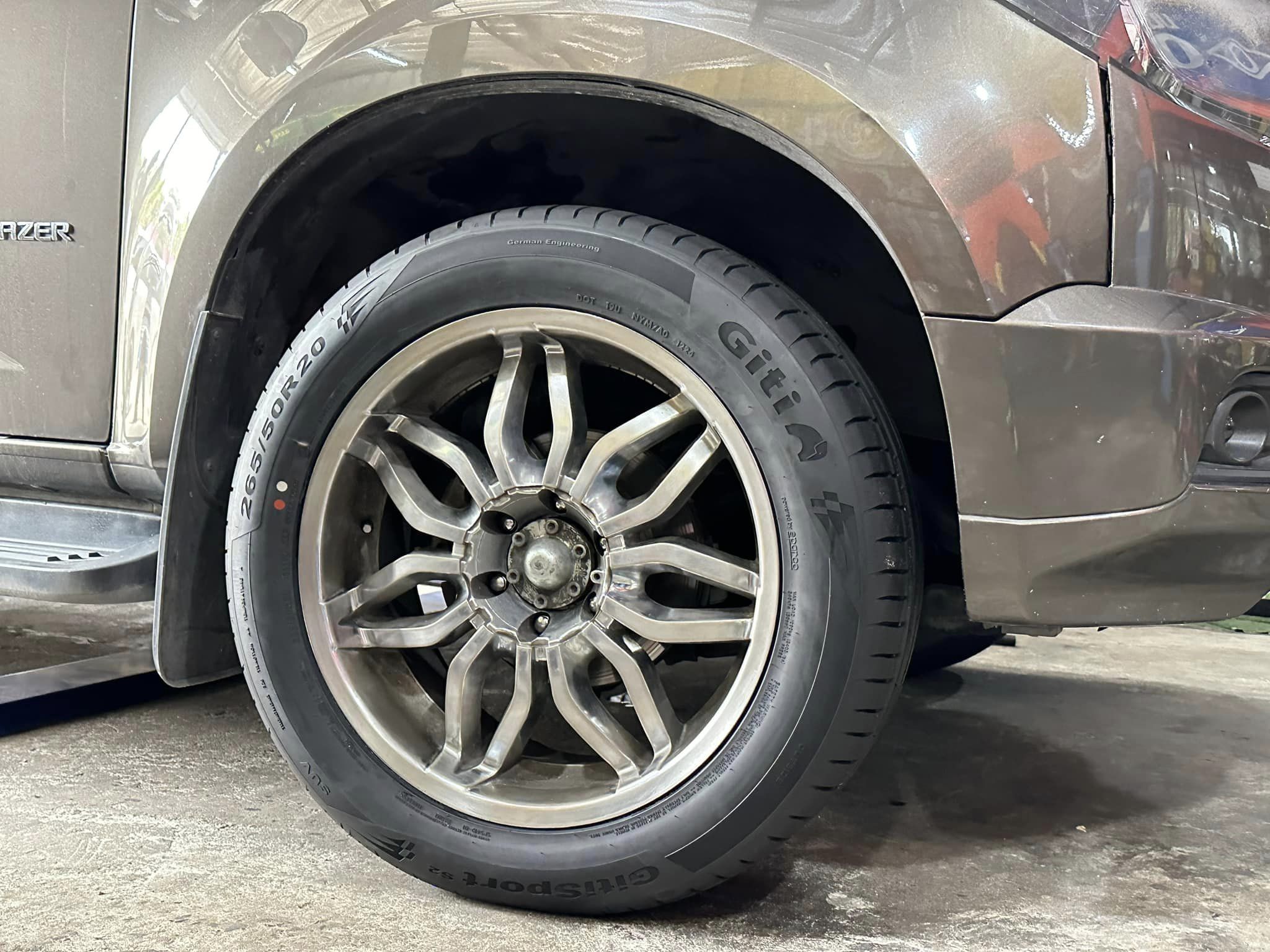 🚘 #Chevrolet_Trailblazer 🛞#Giti #SportS2 SUV 265/50R20