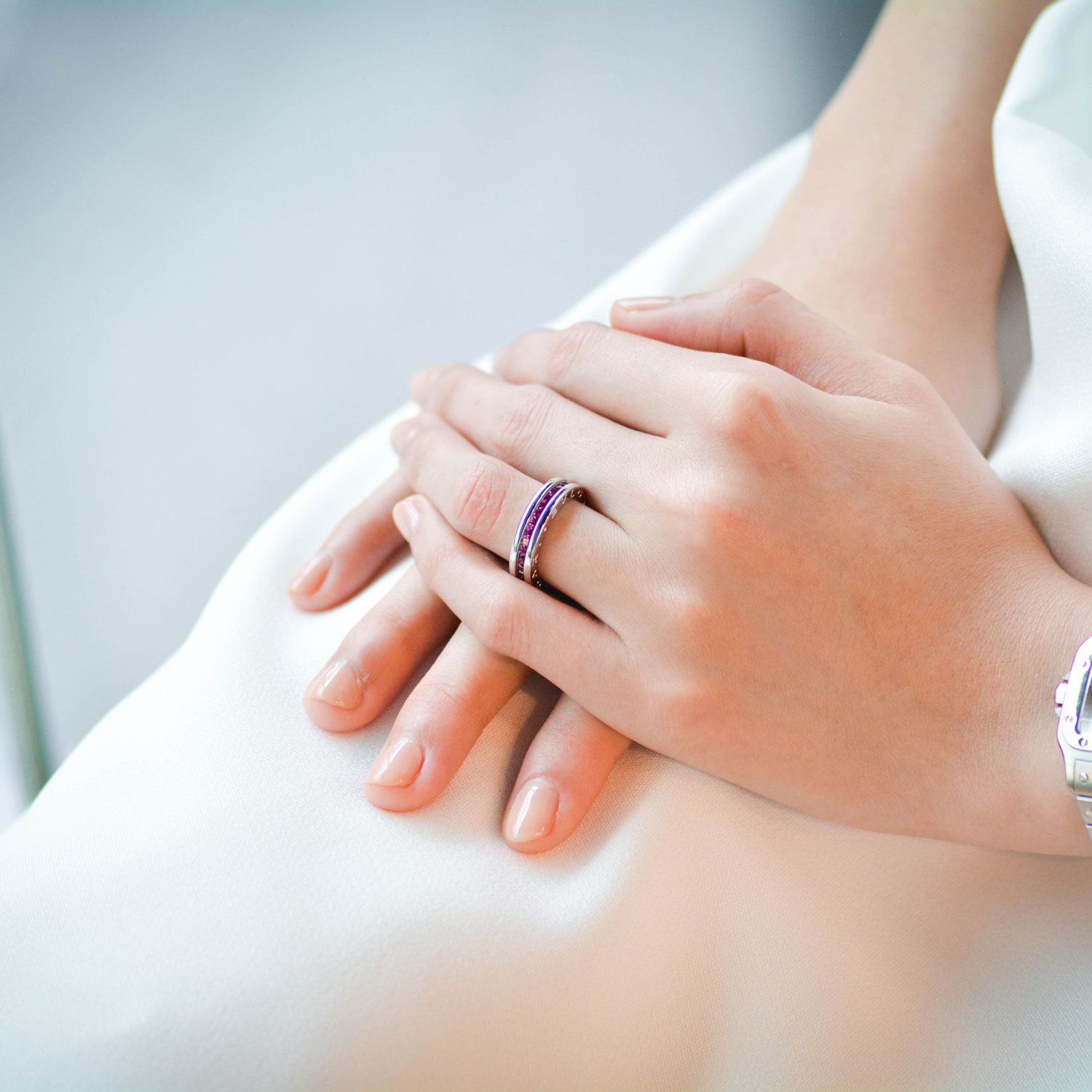 แหวน Bvlgari B.zero1 1band with Garnet ทองคำขาว 18K ไซส์48# (Used)