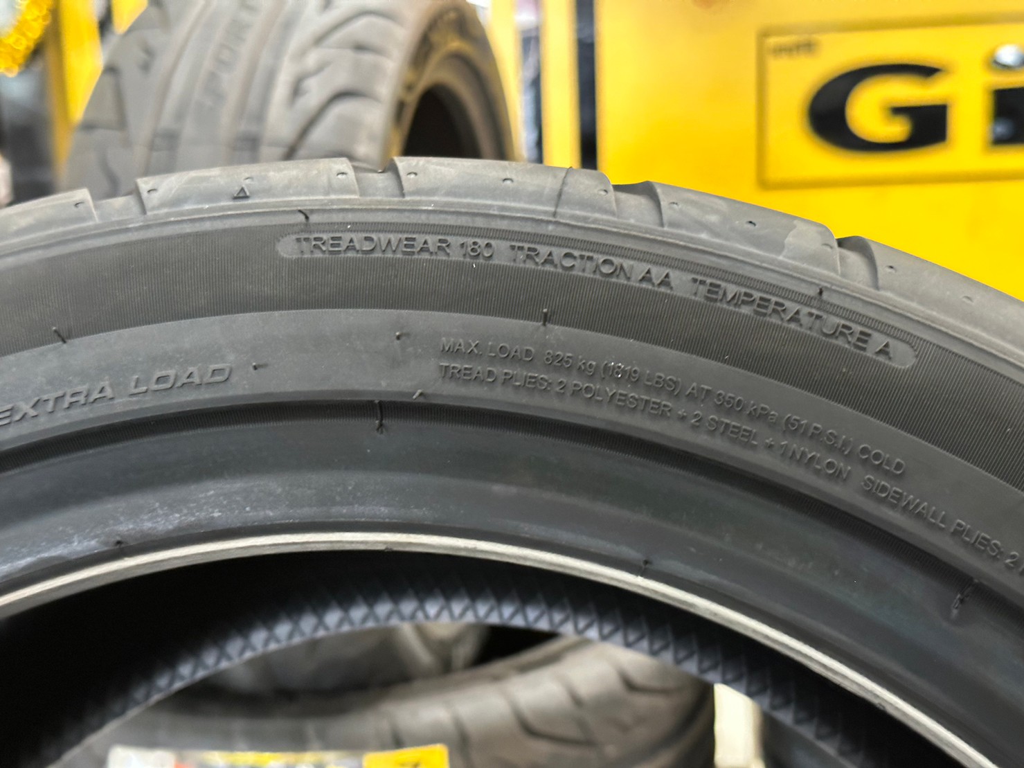 ยางใหม่ ยางซอฟ NAZZ Sport DS1 235/45R18 265/40R18 ยางใหม่ปี2023