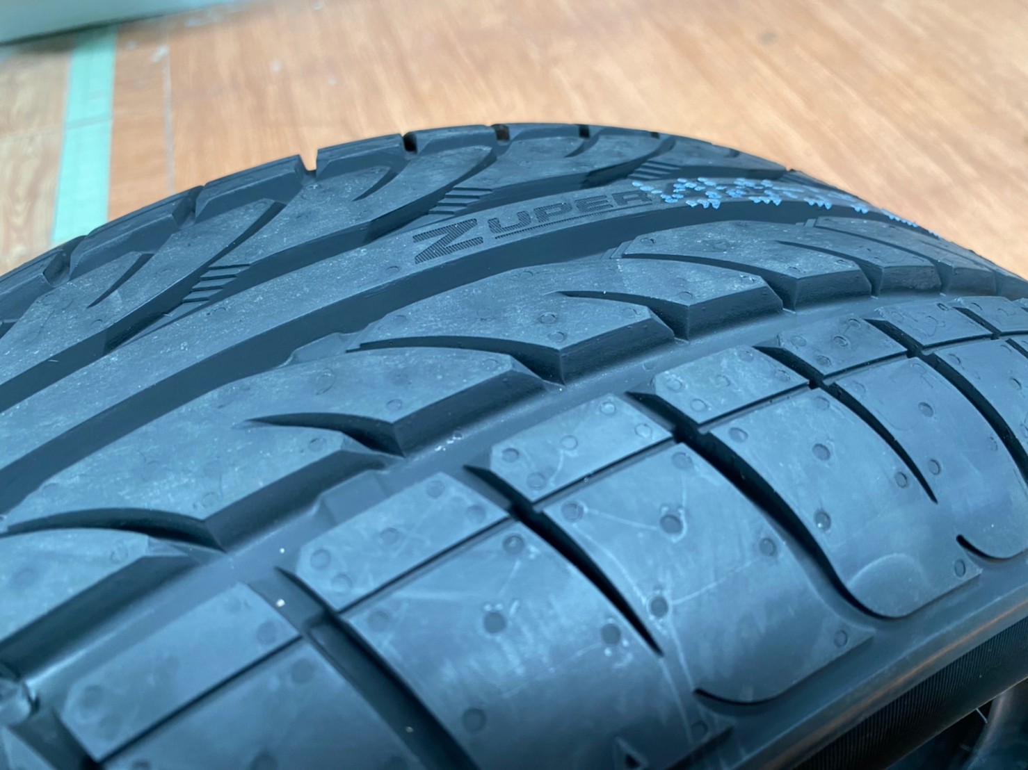 ยางใหม่ Goodride SA57 195/55R15 ยางปี2020 พร้อมติดตั้งฟรี