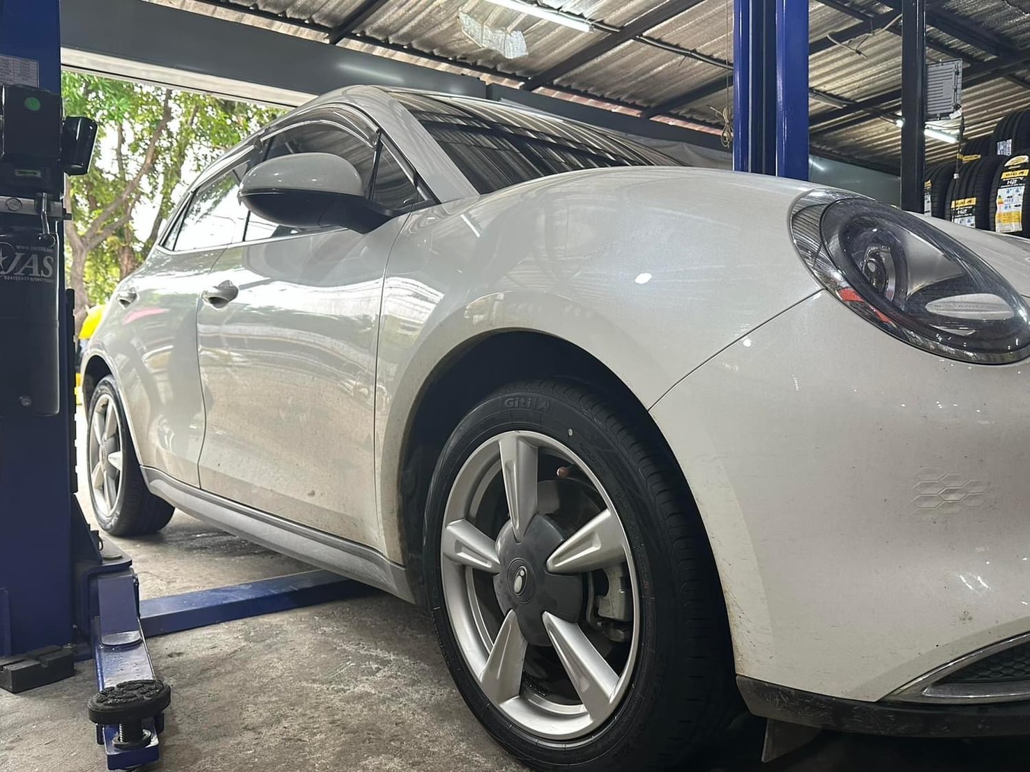 🚘 #ORA_Goodcat เปลี่ยนยาง 🛞#Giti #Comfort225v1 215/50R18