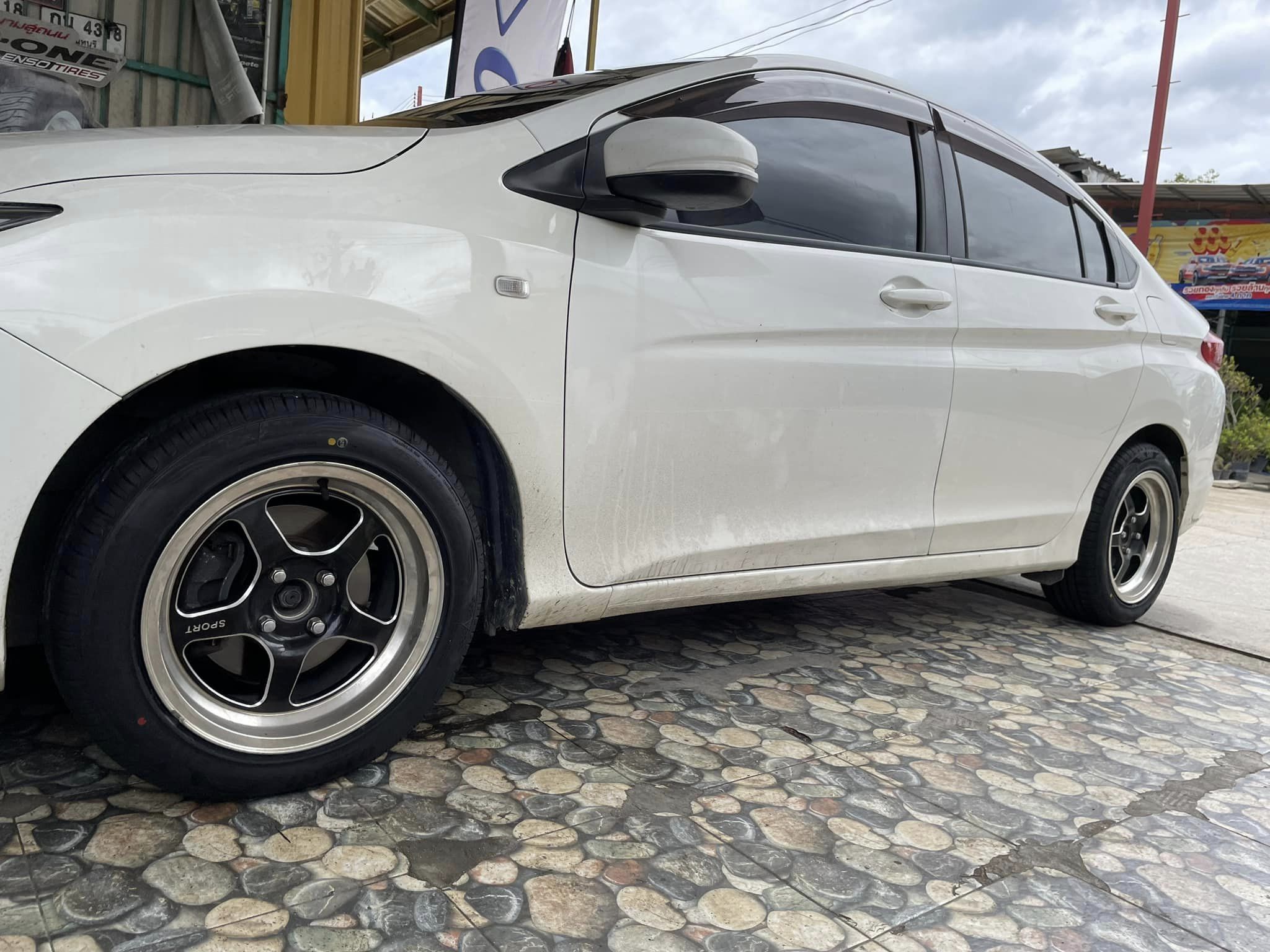 #HONDA_CITY❤️ #OTANI #EK1000 195/55R15