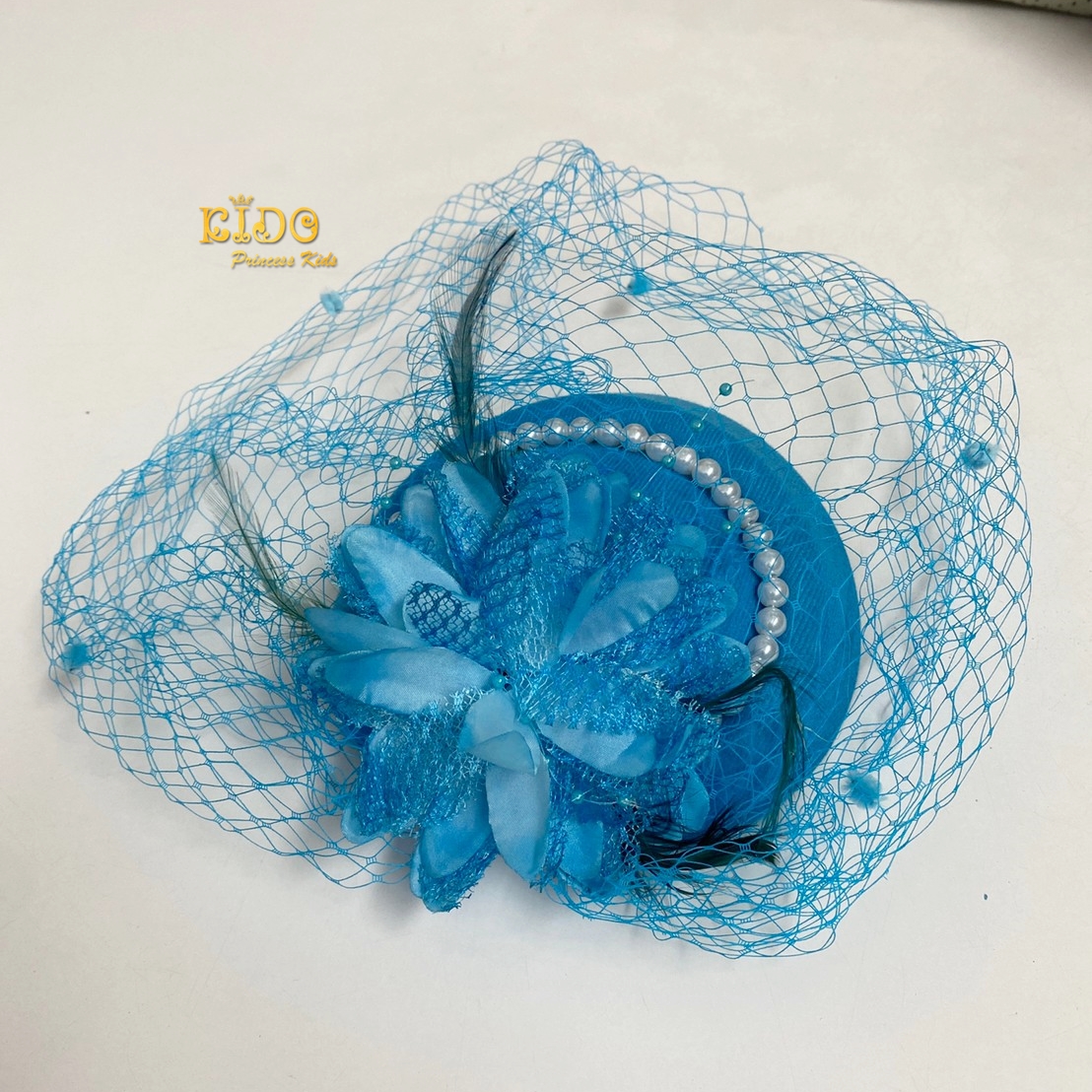 กิ๊บหมวกเด็ก(หน้าร้านอยู่รัชดา)KF596 กิ๊บหมวกเด็กสีฟ้าตาข่ายติดไข่มุขประดับดอกไม้
