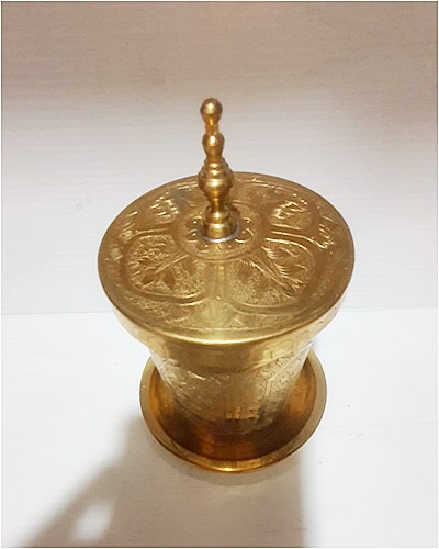 ชุดแก้วน้ำทองเหลือง สูง 12cm ตอกลายรวงข้าวในกลีบบัว