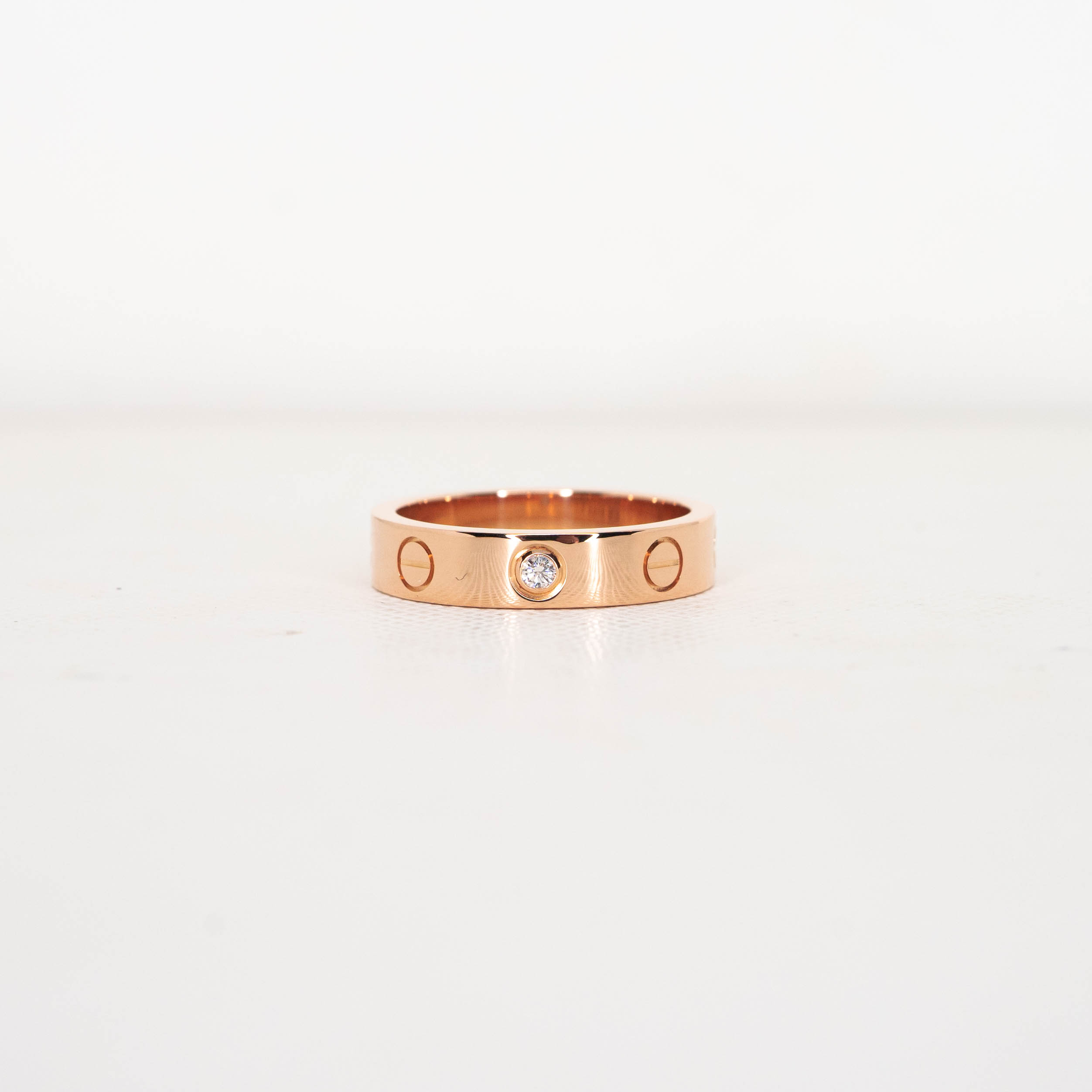 แหวน Cartier Love band 1Diamond ทองชมพู18K ไซส์ 49# (Used)