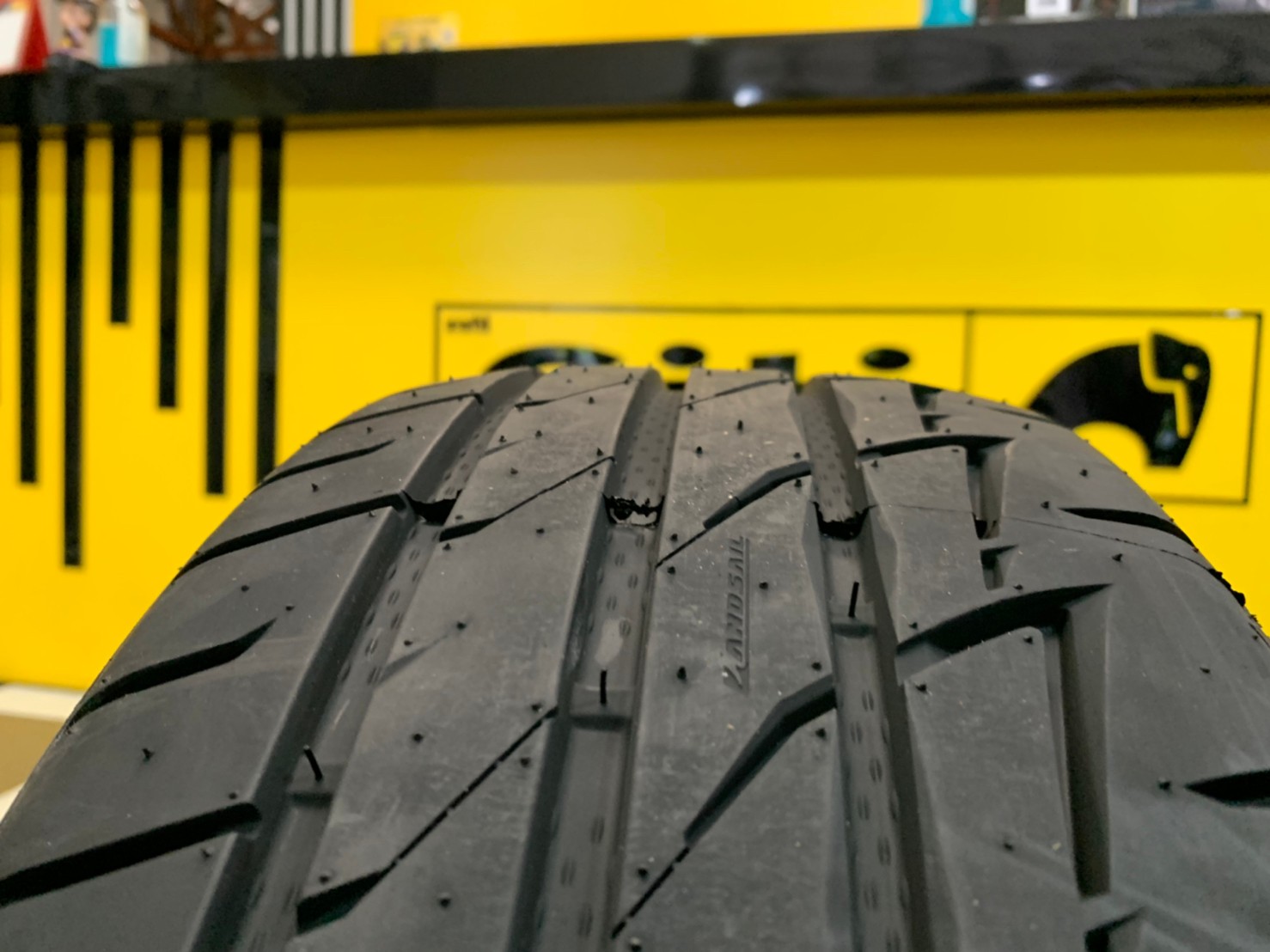 ยางลายซิ่ง 🔥🔥🔥Landsail RS009 205/45R17 👍 ยางใหม่ปี2021