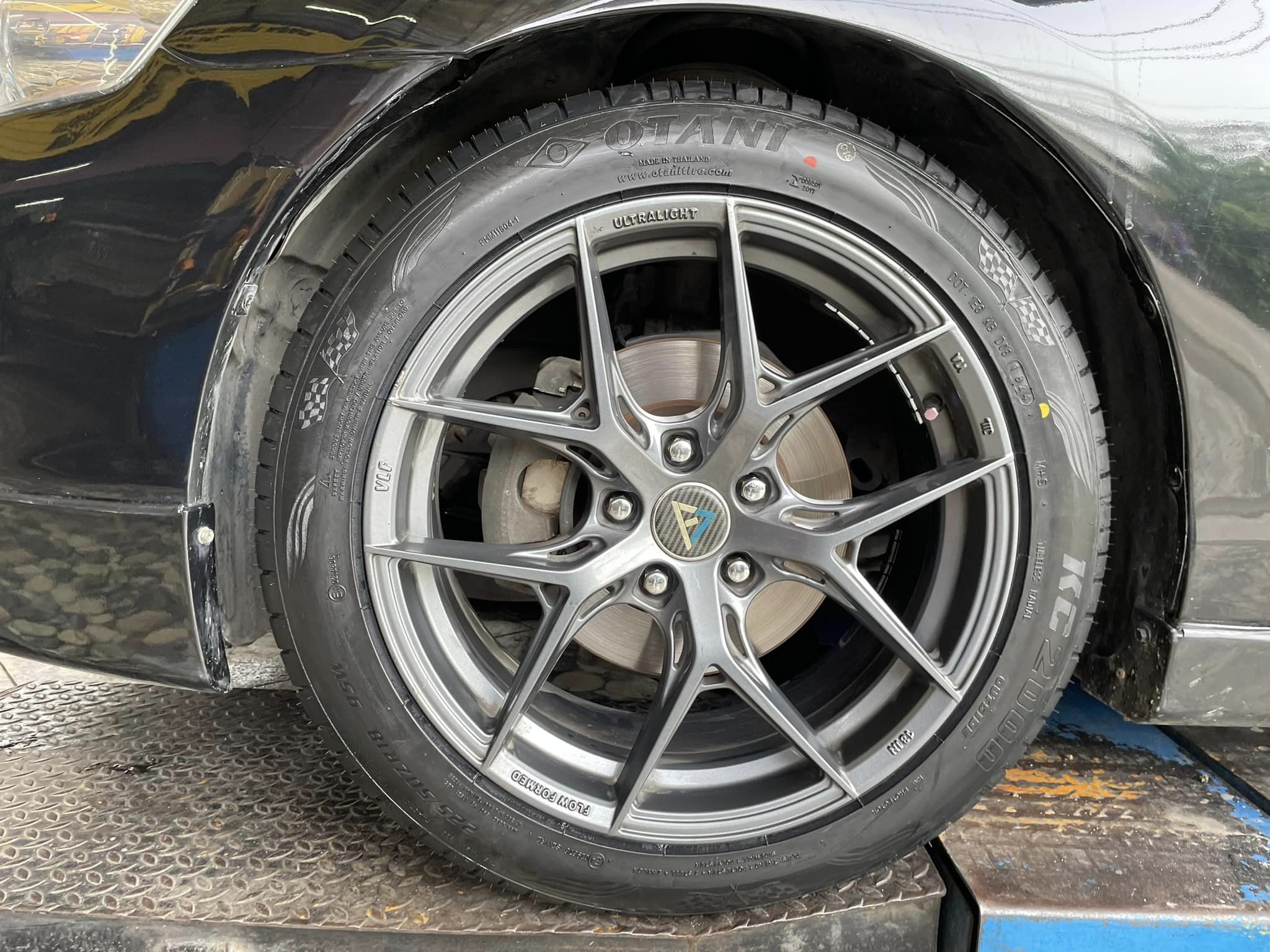 #TOYOTA_CAMRY เปลี่ยนยาง #OTANI #KC2000 225/50R18
