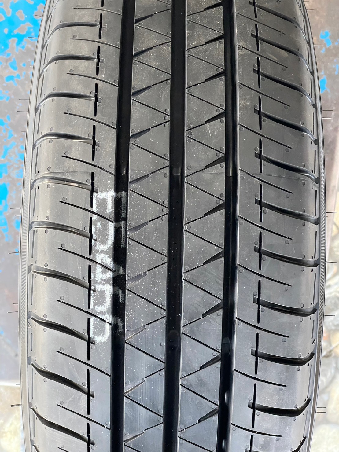 ยางใหม่ #YOKOHAMA BluEarth-VAN RY55 215/70R15 ยางใหม่ปี2023