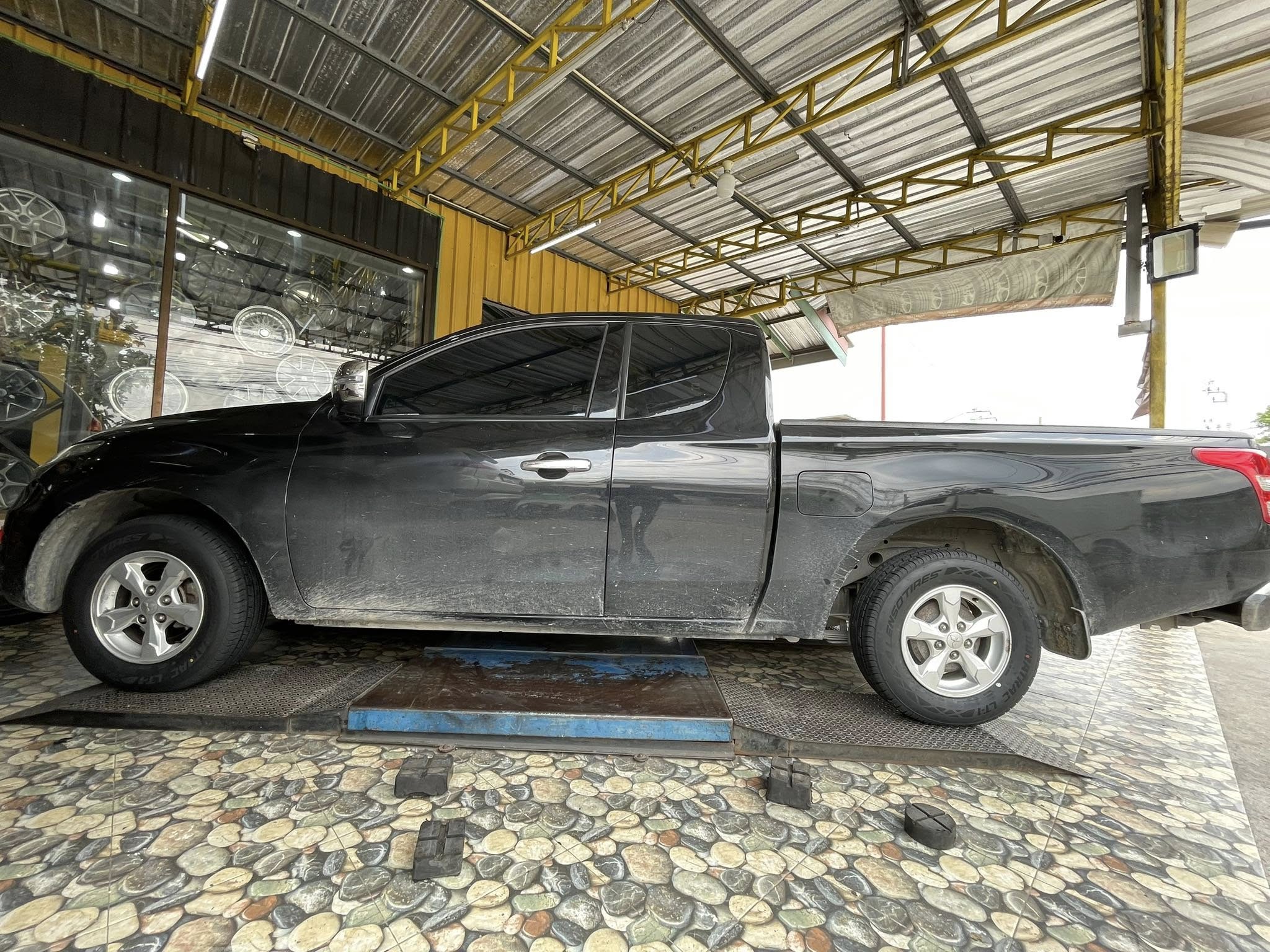 🛞❤️ #MITSUBISHI_TRITON เปลี่ยนยาง 🛞🐘#LENSO_LT-1_215/70R15