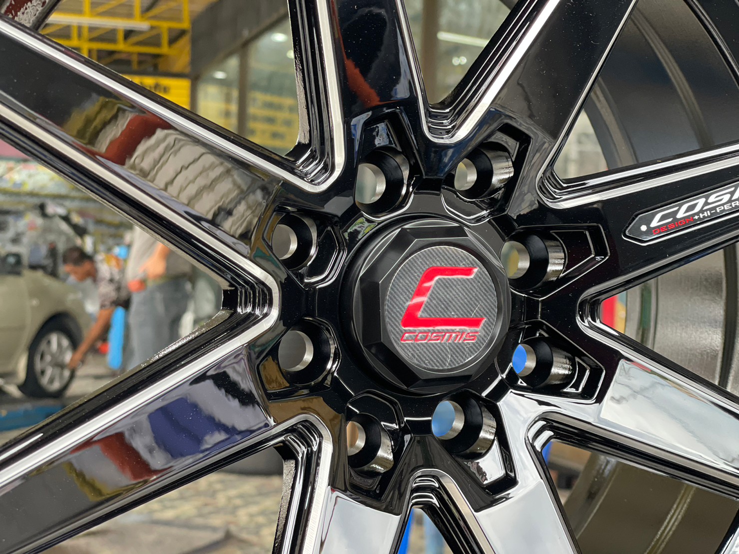 ล้อแม็กซ์ Cosmis รุ่นInterline S1 ล้อแม็กซ์ขอบ15 กว้าง7 ออฟ25 4รู100 และ4รู114 สีดำCNC ข้างก้าน