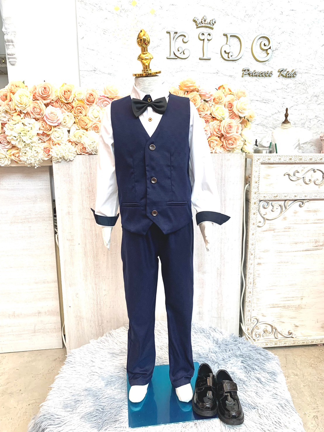 สูทเด็กผู้ชาย(หน้าร้านอยู่รัชดา ลองได้ถ่ายรูปจากชุดจริง)S134สีน้ำเงินฟ้าเซ็ตสูท5ชิ้น สูท เสื้อเชิ้ต กั๊ก กางเกง หูกระต่าย