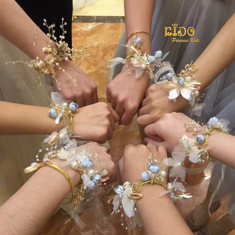 ข้อมือเด็ก *มีหน้าร้านอยู่รัชดา ลองได้ เปลี่ยนได้ *KF526ข้อมือดอกไม้สีชมพู ประดับมุกและเพชร สวยหวานงานหรูมาก