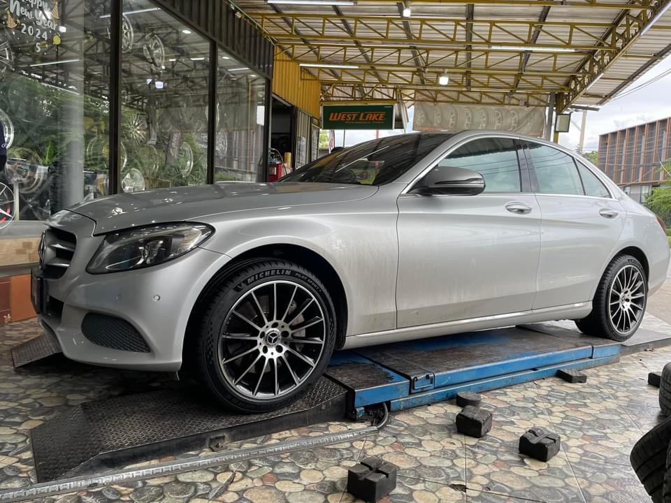 #BENZ_C350e🚘❤️💫 🛞🐘#MICHELIN_PILOT SPORT5 225/45R18 ❤️ 🛞 #MICHELIN_PILOT SPORT5 245/40R18
