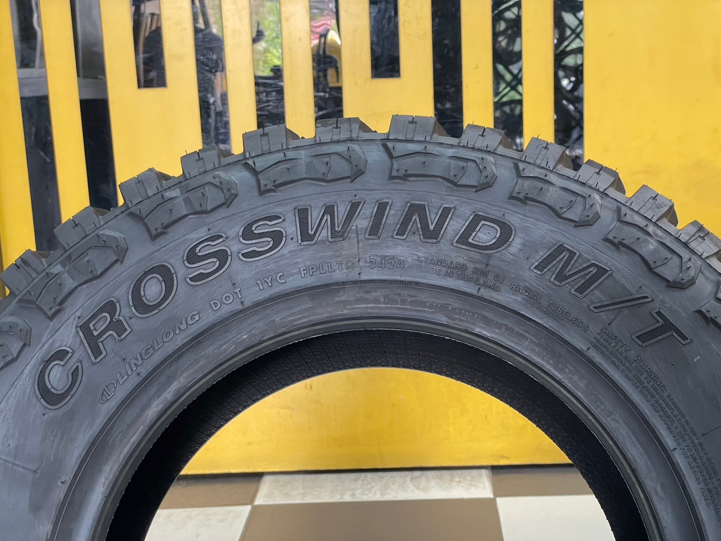 215/75R15 LINGLONG CROSSWIND MT ยางใหม่ปี2024