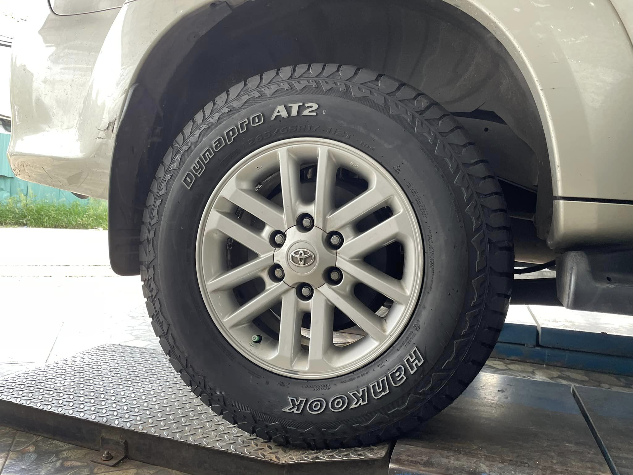 #TOYOTA_FORTUNER❤️ #ยางสายลุย #ยางAT รุ่นใหม่ #ตัวหนังสือสีขาว #ยางแบรนด์เกาหลี #ยางใหม่ปี2024 #Hankook_Dynapro_AT2 265/65R17#RF11