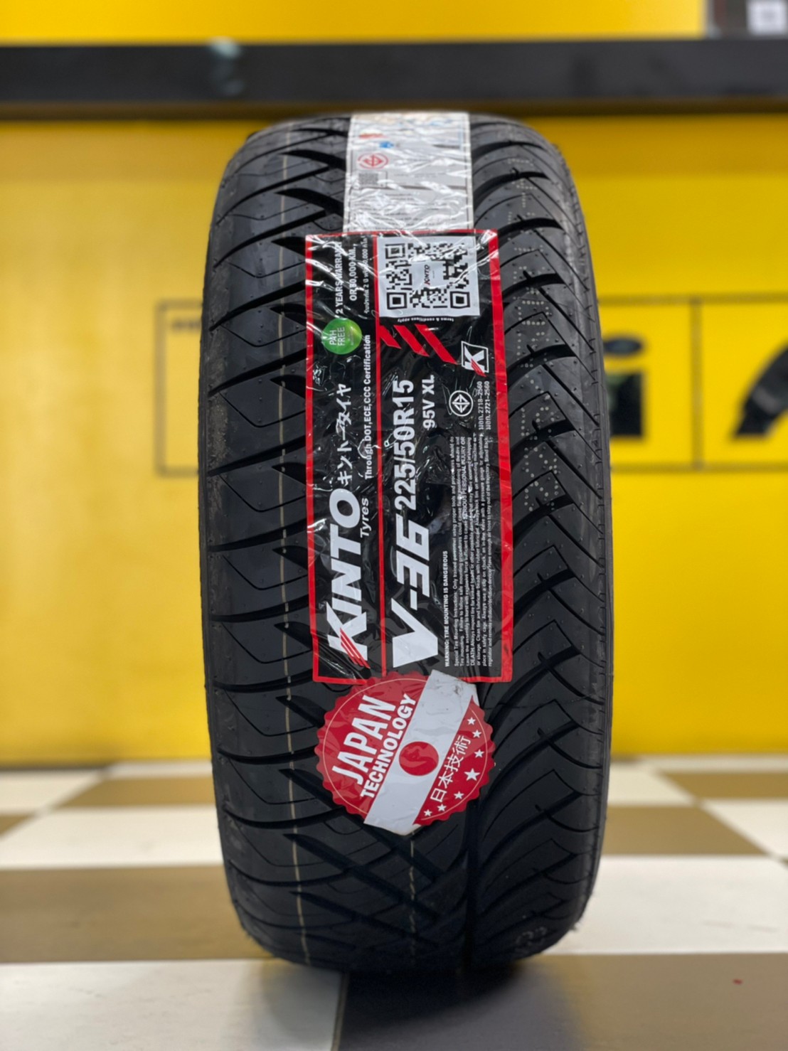 ยางสปอร์ตลายซิ่ง ยางKINTO V-36 ขนาด225/50R15 ยางใหม่ปี2021