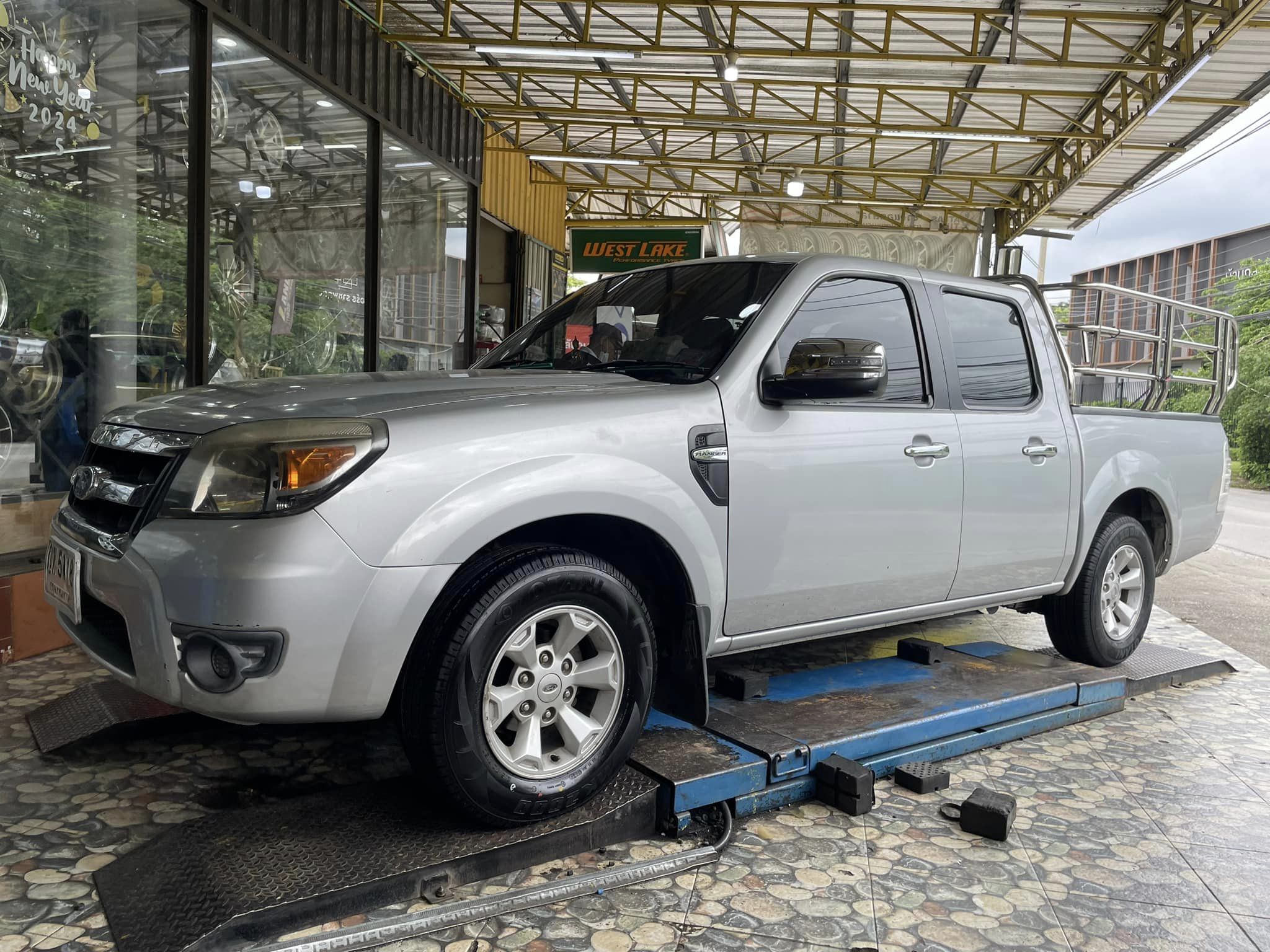 🚘 #FORD_RANGER❤️ 🛞 #OTANI_MK2000 215/70R15❗️❗️