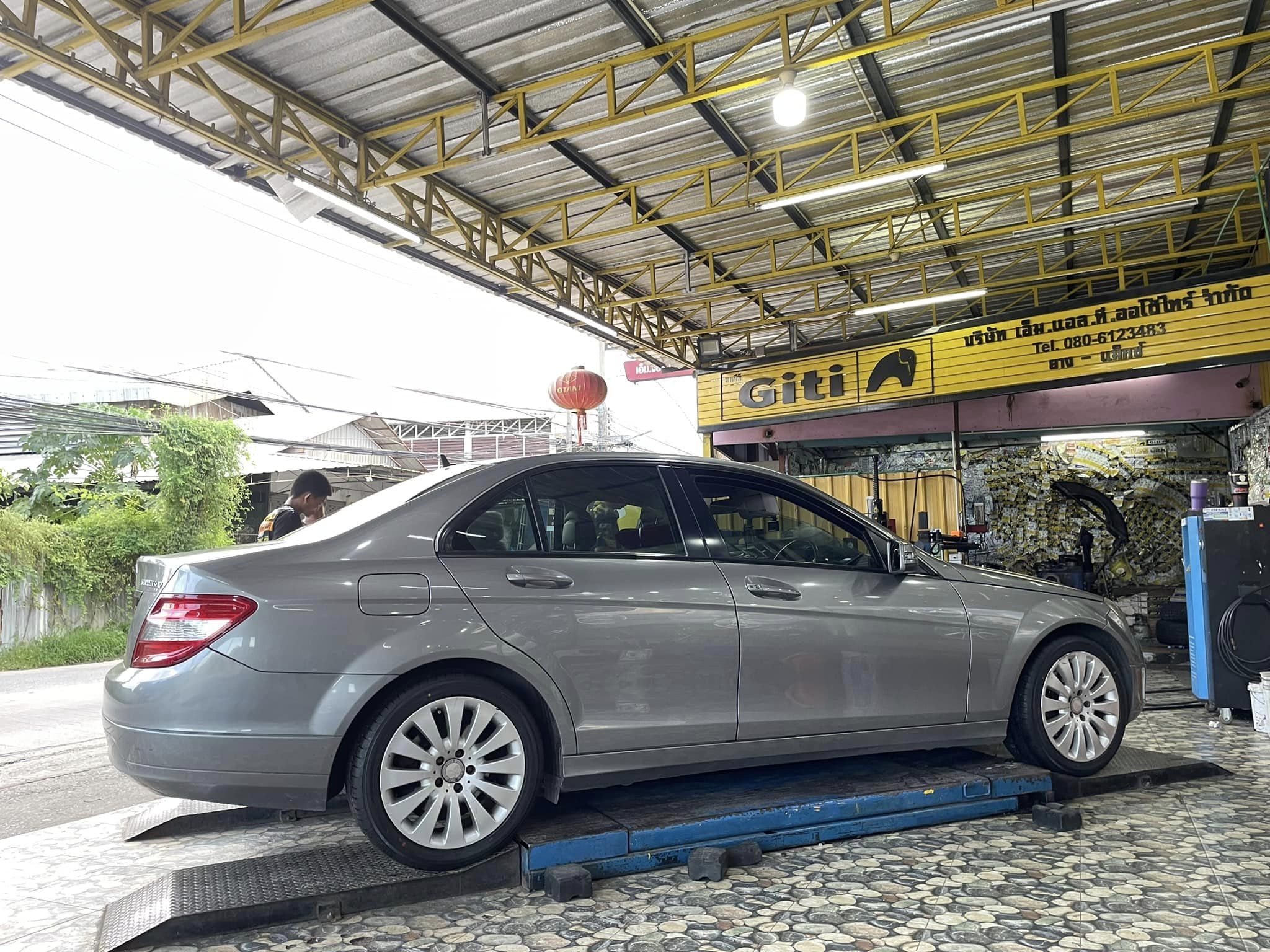 🛞❤️ #BENZ_C200 🚘เปลี่ยนยาง 💫 🛞🐘#ALLIANCE_030EX_225/45R17 ❤️ 🛞 #บริการตั้งศูนย์🛞