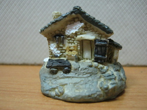 กระท่อมชนบทเรซิ่น