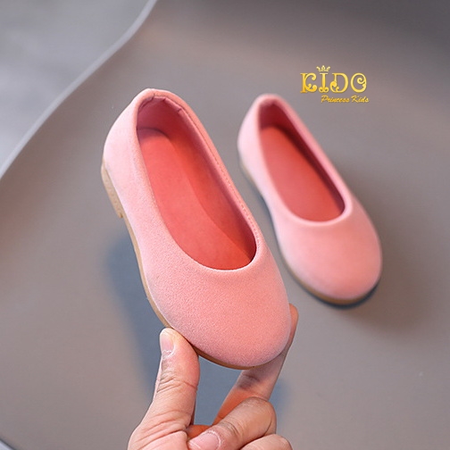 รองเท้าเด็ก(หน้าร้านอยู่รัชดา ลองได้)H106สีชมพู เรียบแต่หรู ผ้ากำมะหยี่ สีสวยใส่สบาย