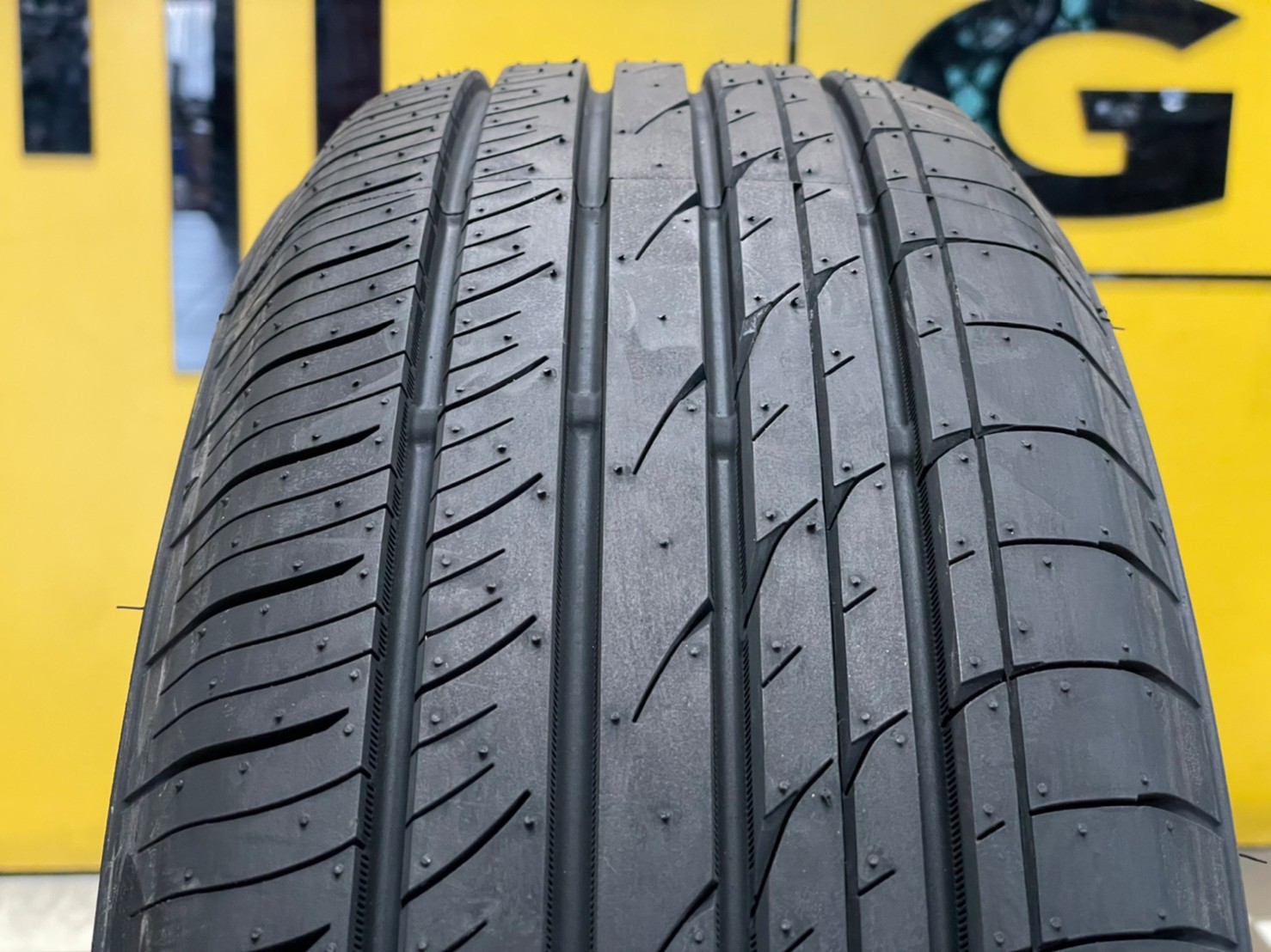 #TOYO PROXES CR1 195/65R15 ยางใหม่ปี2023