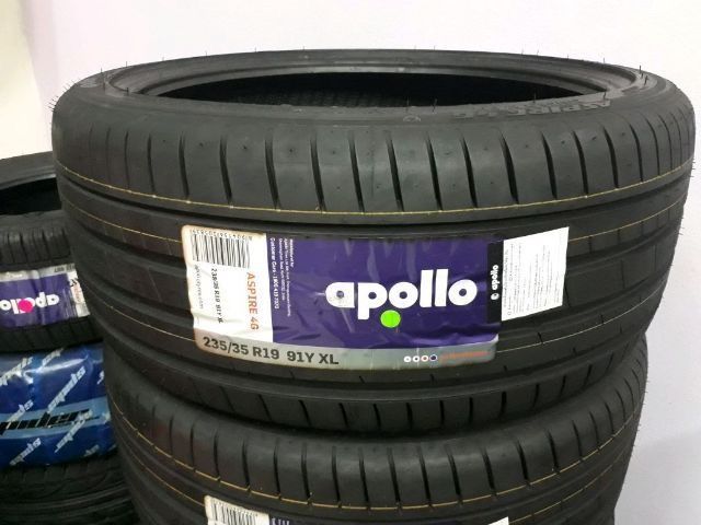 ยางใหม่ Apollo 235/35/R19 ยางคุณภาพดีราคาถูกเพียงเส้นละ 2,650บาท พร้อมเปลี่ยนใส่ถ่วงล้อเปลี่ยนจุ๊บลมใหม่ฟรี