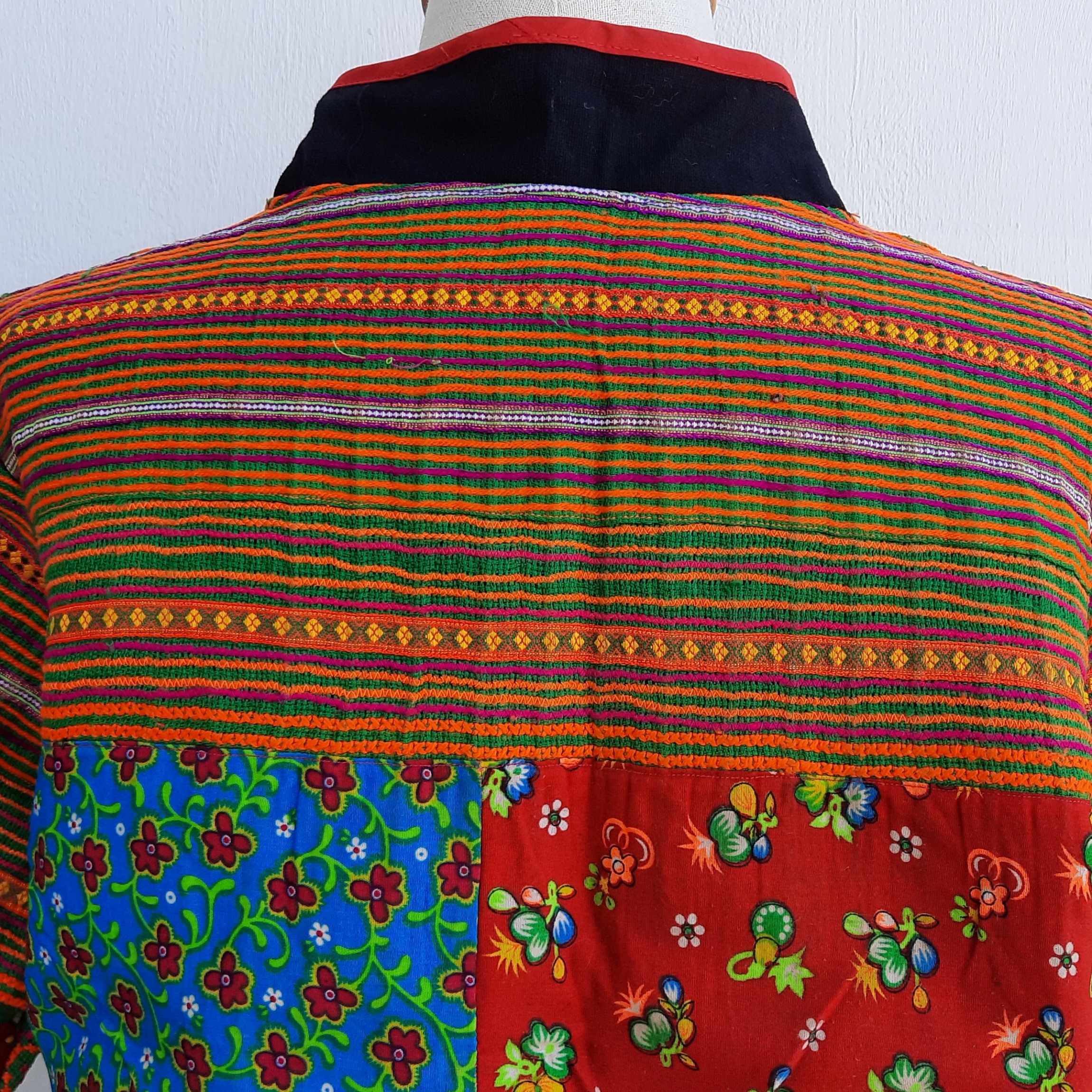 เสื้อเจ้านาง ลายโบราณ สีส้ม-เขียว