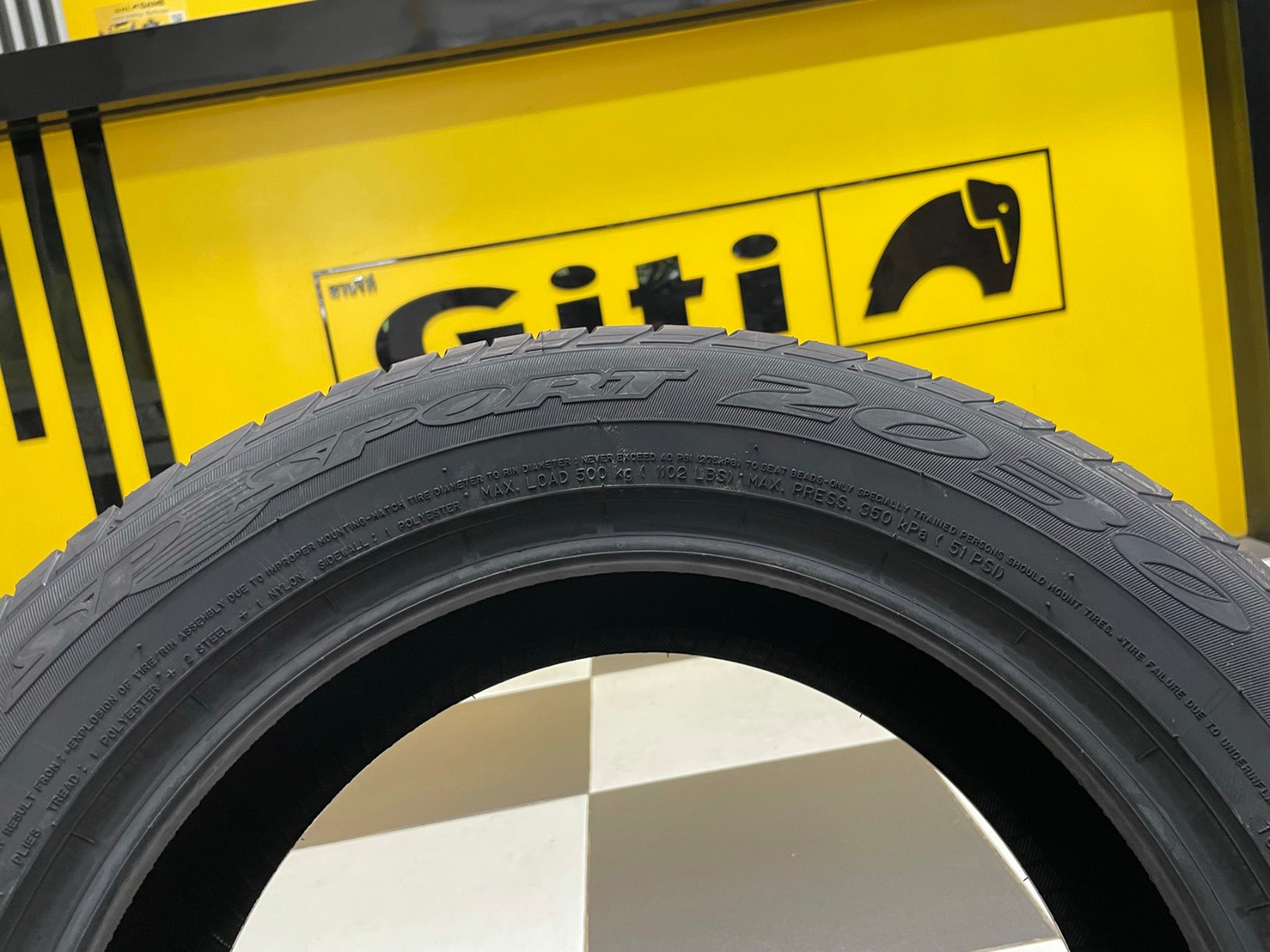 ยางใหม่คุณภาพดี DUNLOP SP SPORT2030 185/60R15