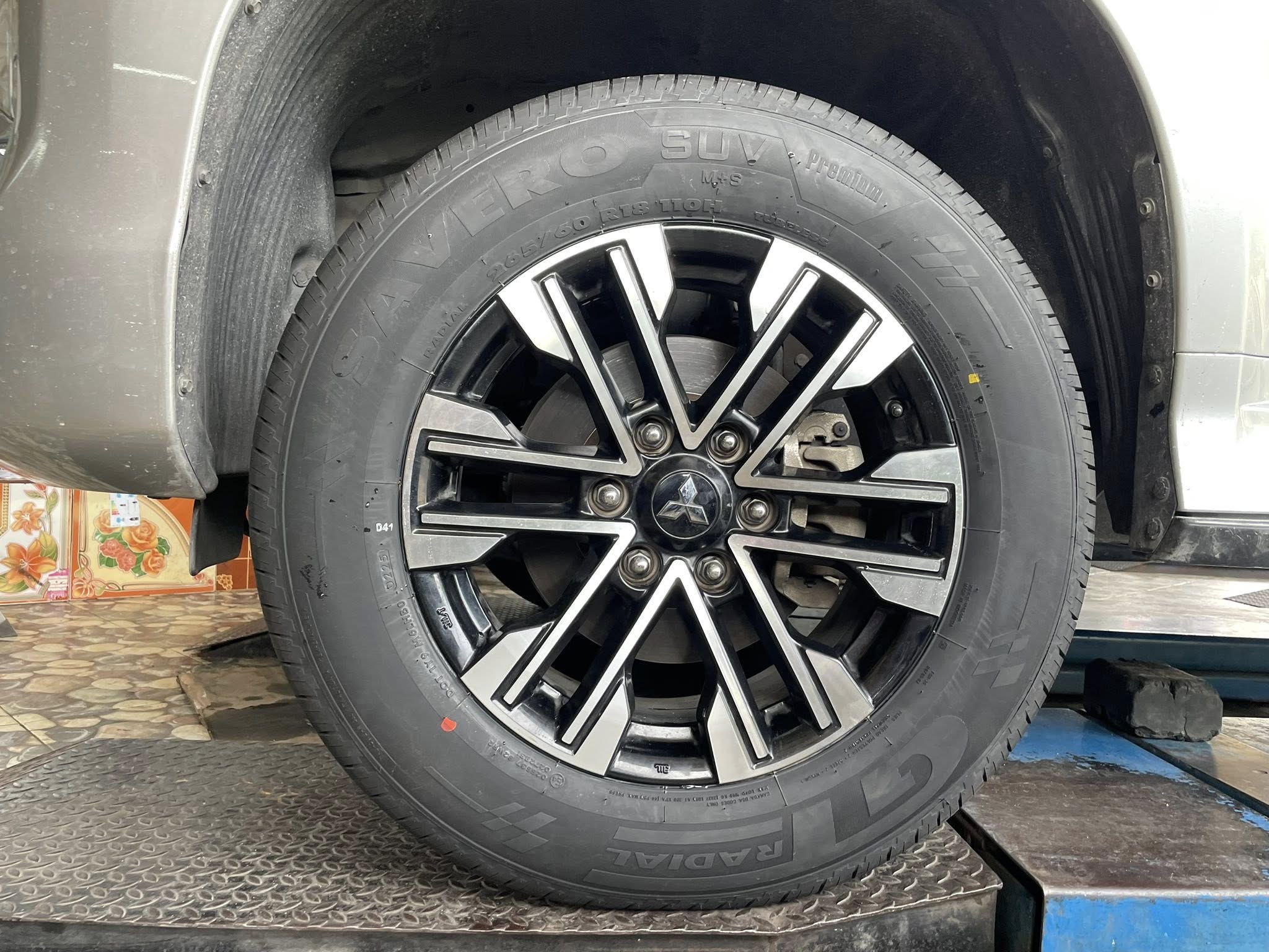 MITSUBISHI_PajeroSport 🚘เปลี่ยนยาง 🛞🐘#GT RADIAL #SAVERO SUV 265/60R18
