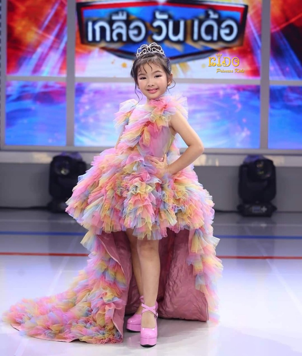 เช่าชุดเด็ก*มีหน้าร้านอยู่รัชดา ลองได้ เปลี่ยนได้ ถ่ายรูปเองจากสินค้าจริง*W18207 ชุดราตรีเด็กออกงาน สีสันสดใส ชุดเดินแบบเด็ก ชุดประกวดเด็ก