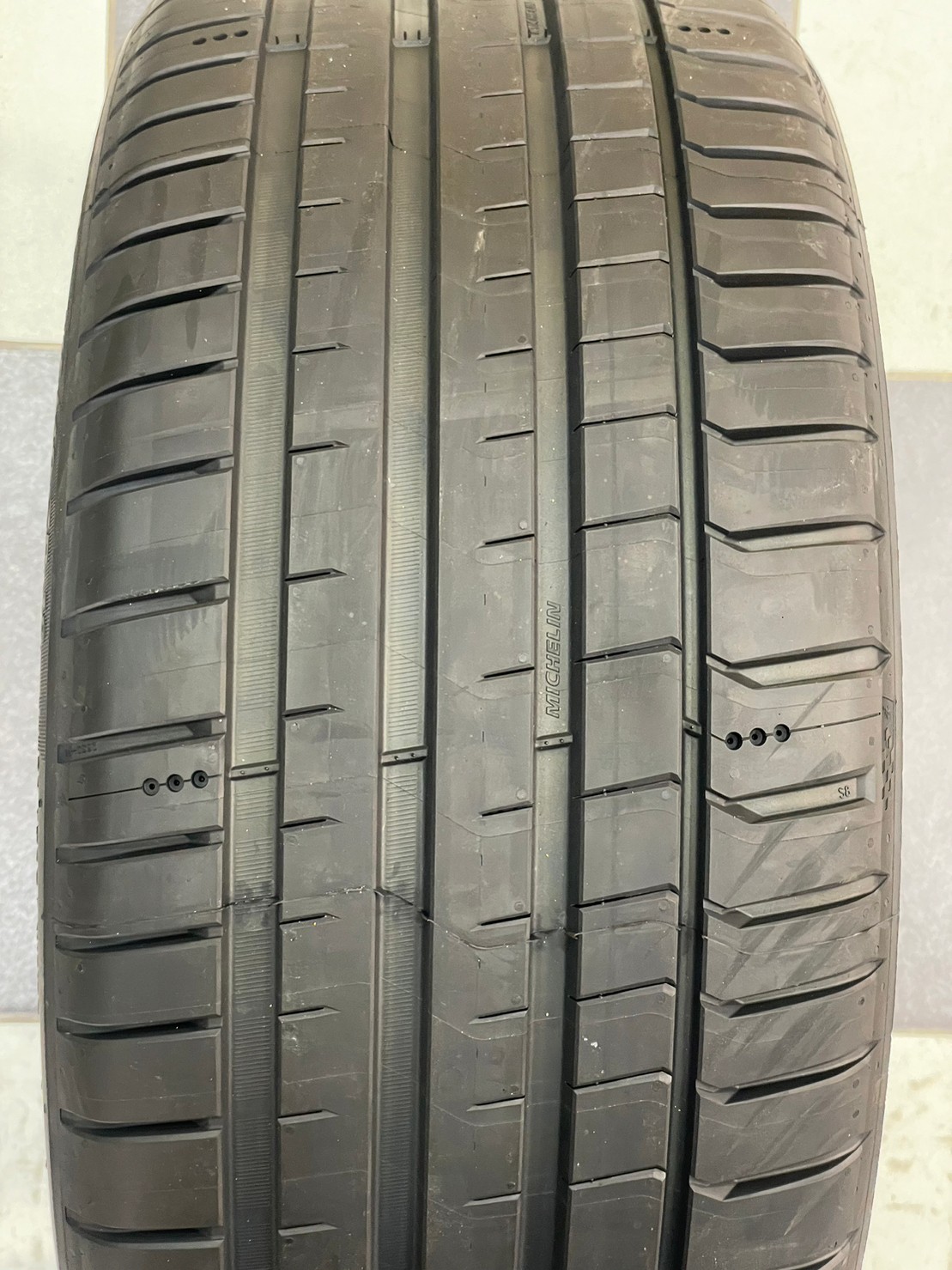 MICHELIN PILOT SPORT 5 235/40R18 ยางใหม่ปี2023