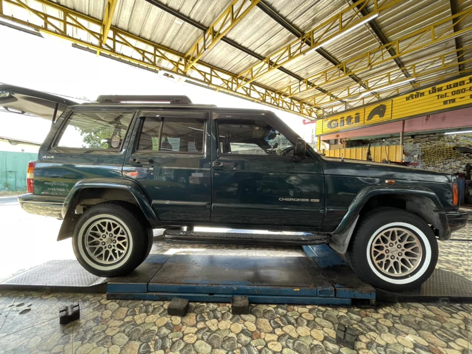 🚘 #JEEP_CHEROKEE เปลี่ยนยาง 🛞 #SAILUN_ยางขอบขาว 235/75R15 ยางขอบขาวคุณภาพดี นุ่มเงียบ