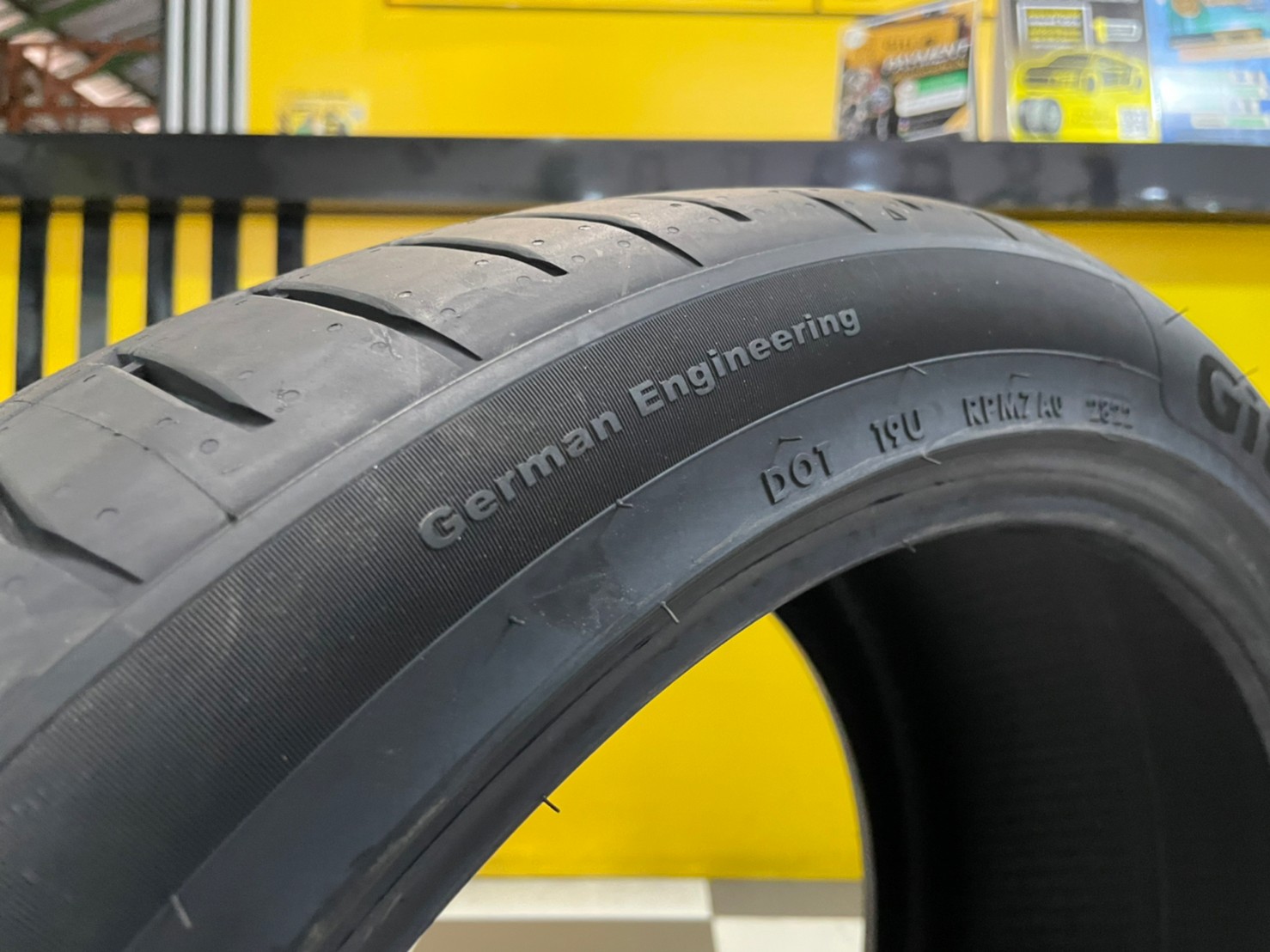 GITI SportS2 295/35R21 ยางใหม่ปี2022 ราคาโปรโมชั่นพิเศษ พร้อมติดตั้งฟรี