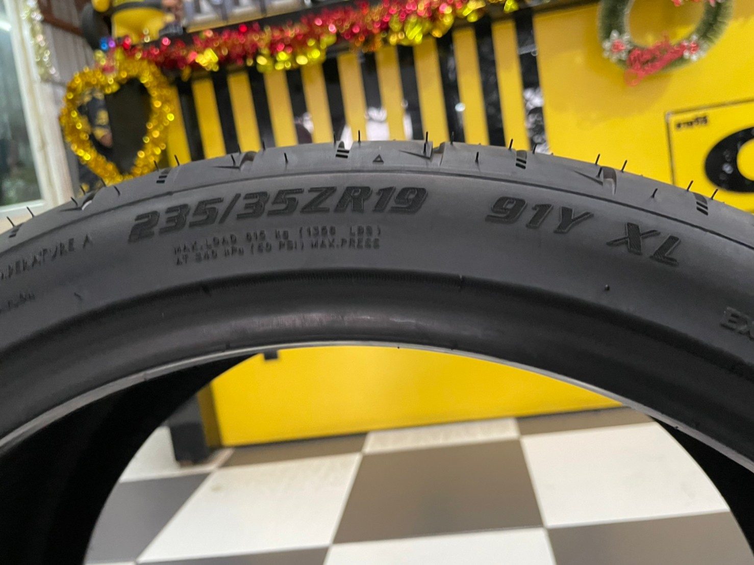 ยางใหม่ปีเก่าราคาพิเศษ OTANI KC1000 235/35R19 ยางใหม่ปี2023