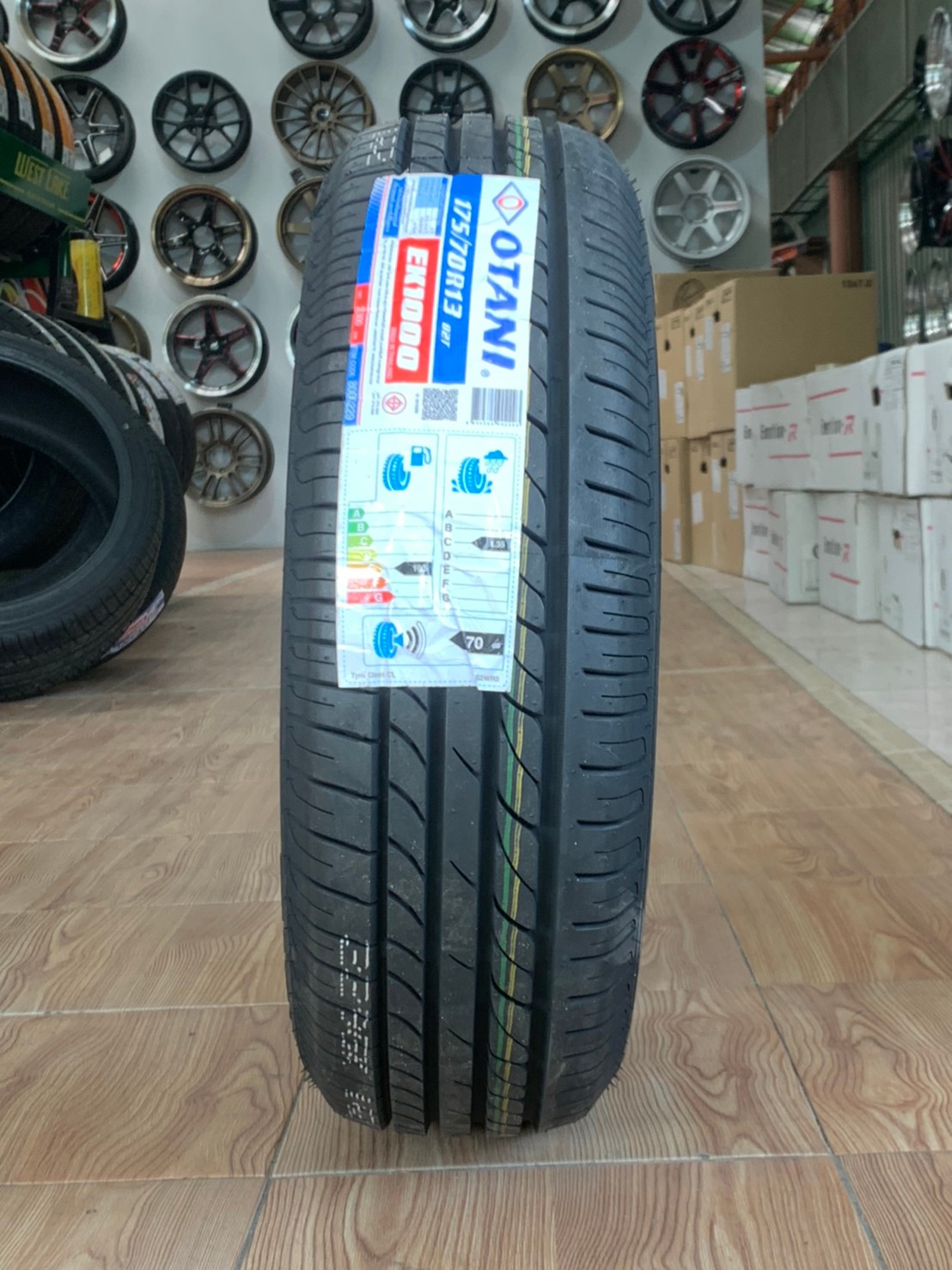 175/70R13 OTANI EK1000 ยางคุณภาพดี สมรรถนะสูง นุ่มเงียบ ยางใหม่ปี2021 ราคาพิเศษพร้อมติดตั้งฟรี สามารถสอบถามเพิ่มเติมได้ค่ะ