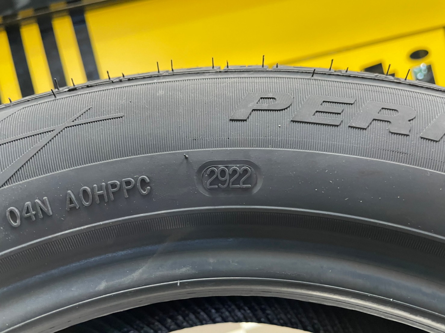 ยางใหม่AUSTONE SP602185/60R15 ยางผลิตไทย คุ้มค่ารับประกันบาดบวมเบียดตำ365วันเคลมฟรี ยางใหม่ปี2022