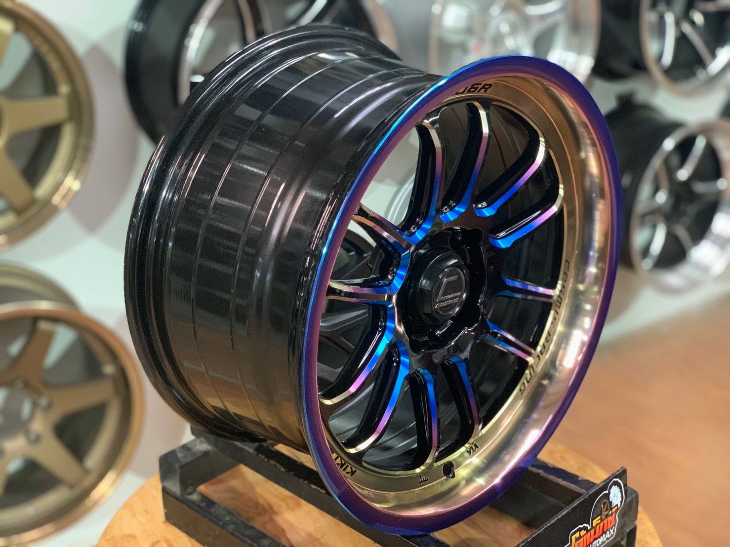 ล้อแม็กใหม่ขอบ15 Cosmis XT206R กว้าง8 4รู100 ออฟ30 CB67.1 สีไทเทเนียม