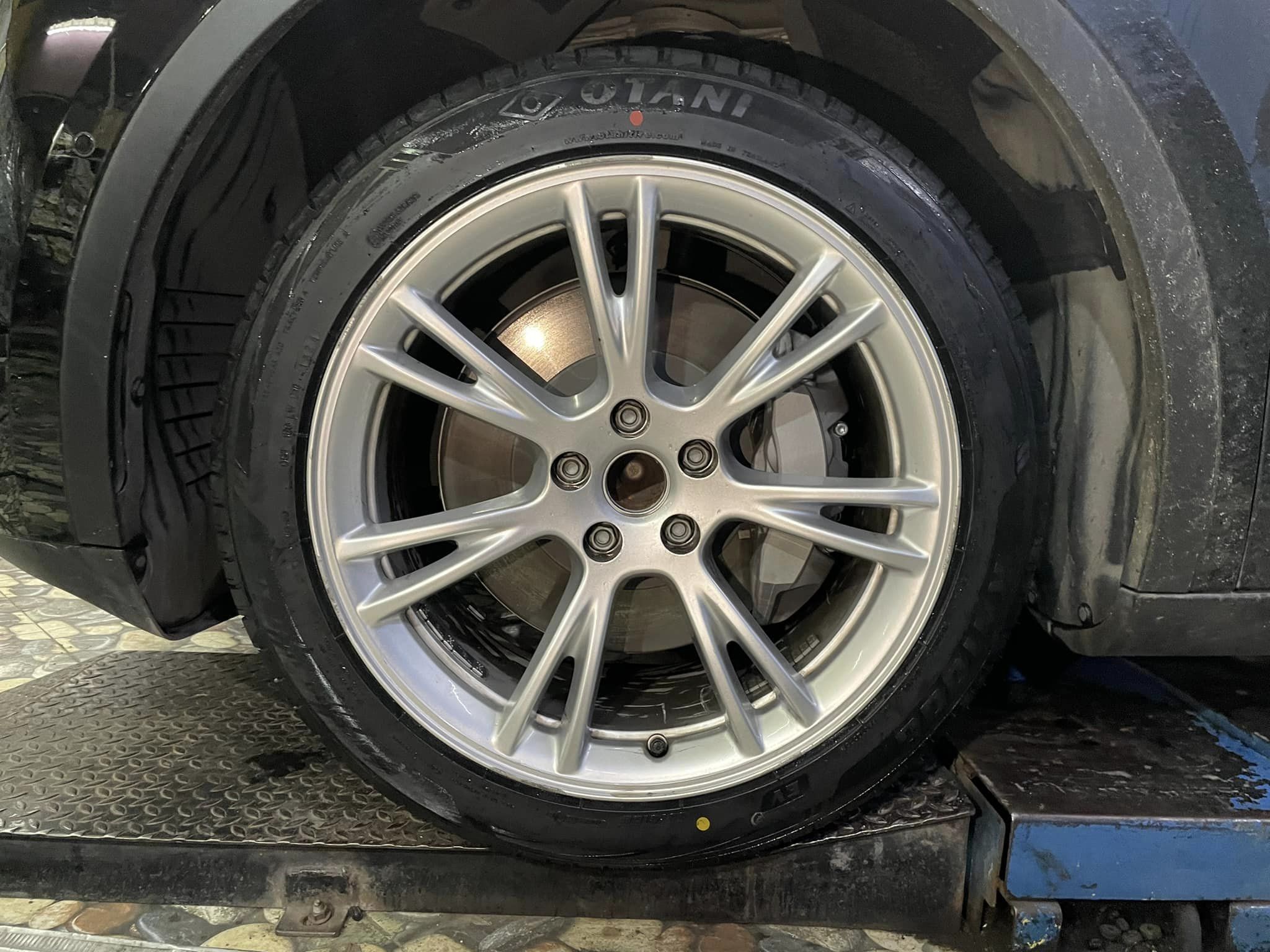 TESLA_MODEL Y❤️ #ยางเทคโนโลยีฟองน้ำ สำหรับรถEVเพิ่มความนุ่มเงียบมากยิ่งขึ้น #OTANI #KN1000 255/45R19