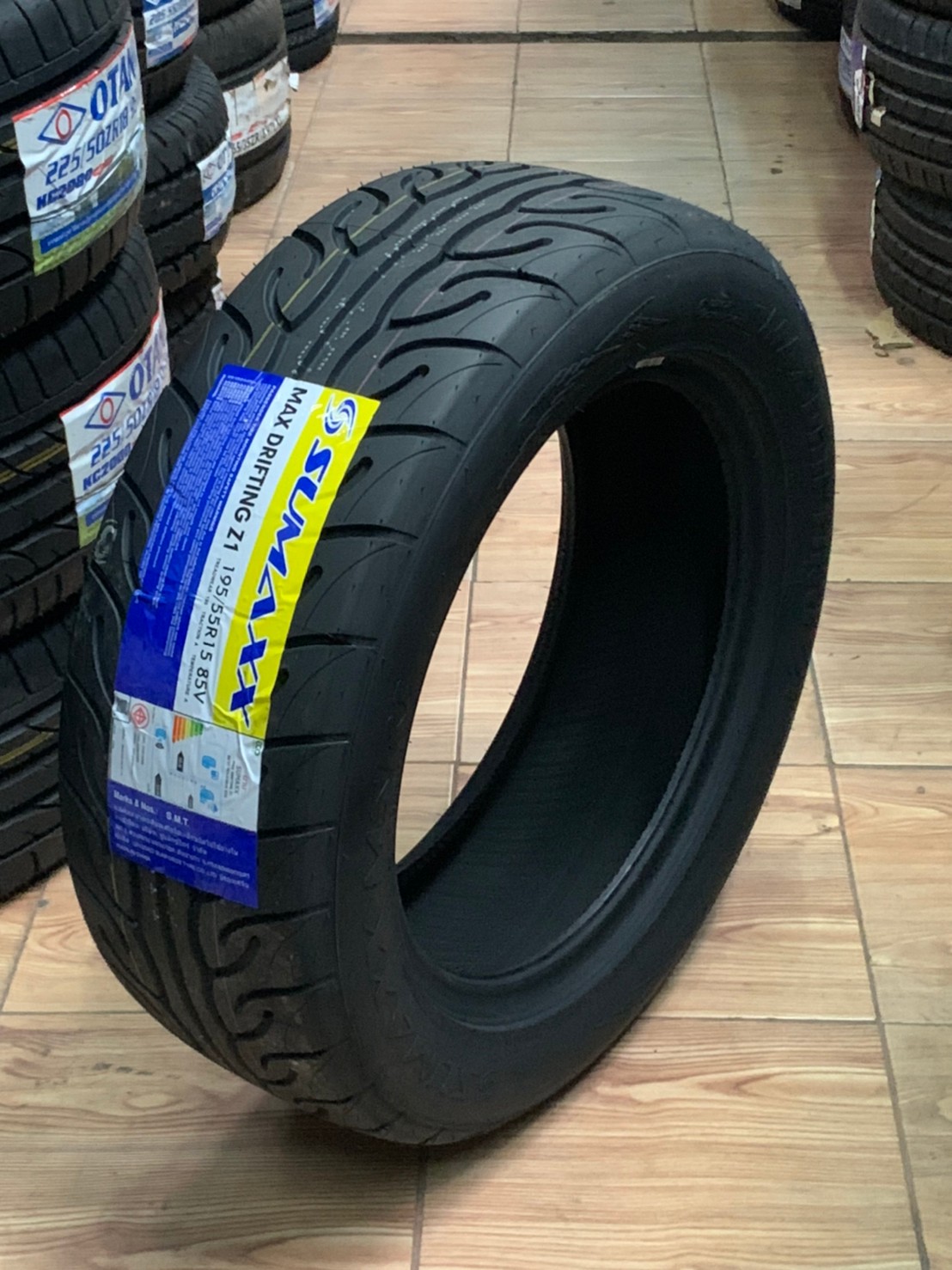 SUMAXX DRIFTING Z1 195/55R15ยางใหม่ปี2021