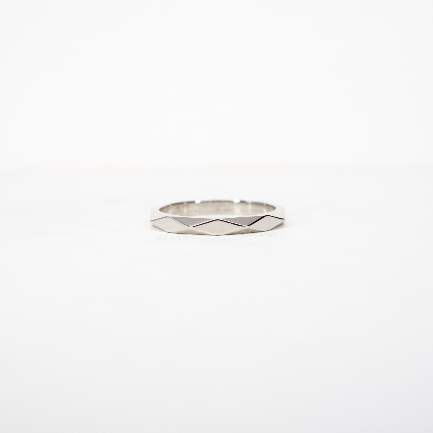 แหวน Boucheron Facette Band Platinum950 ไซส์ 46# (Used)+กล่องและการ์ด