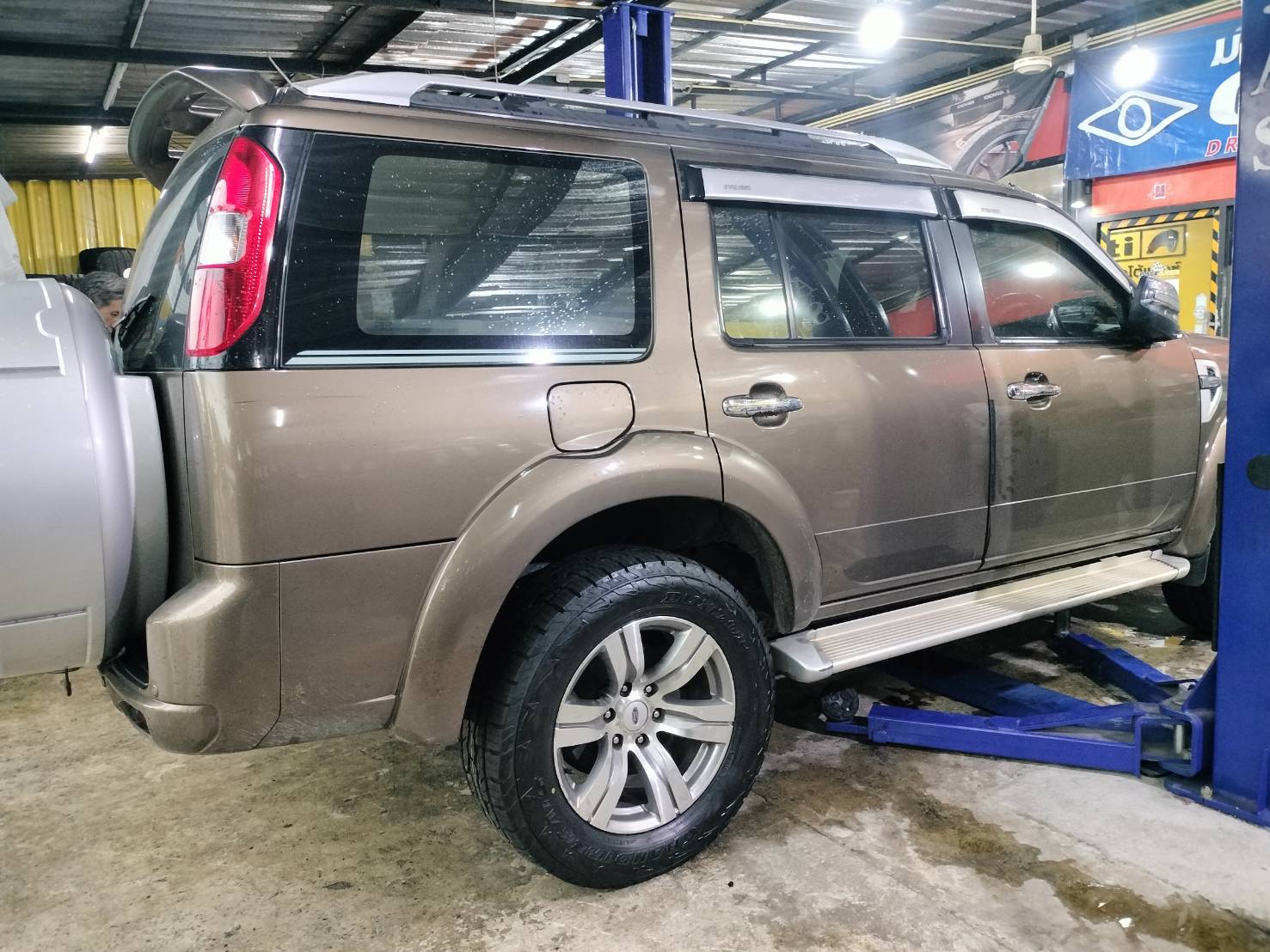 🚘#FORD_EVEREST เปลี่ยนยาง 🛞 #DUNLOP_AT5_265/60R18