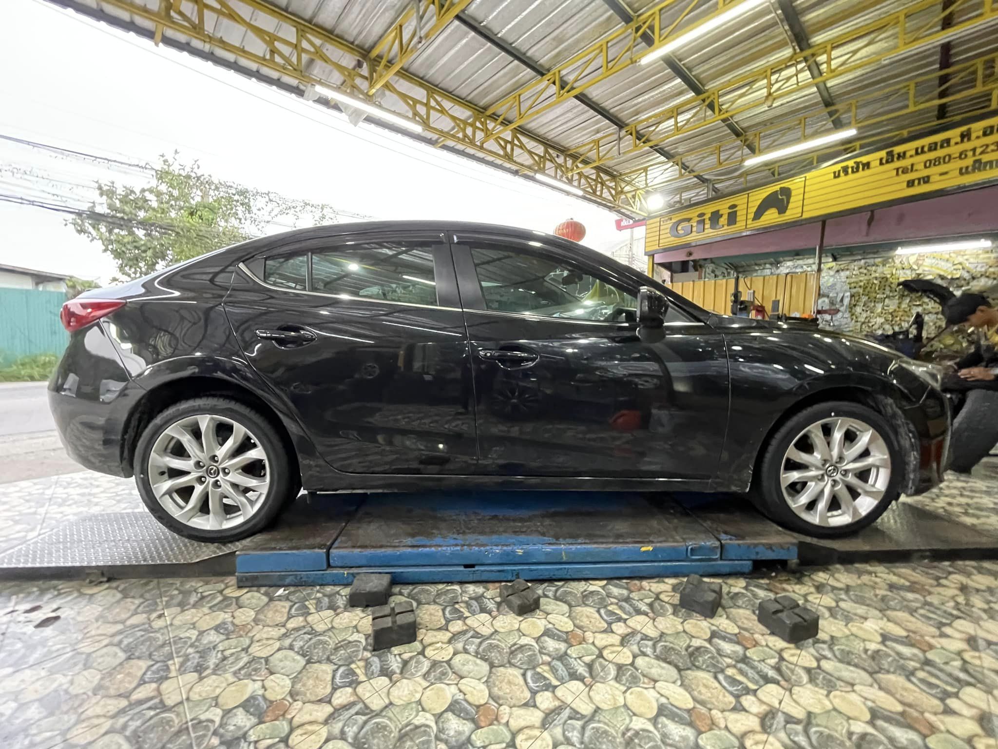 🚗#MAZDA_3 #Giti_SportS2 #225/45R18