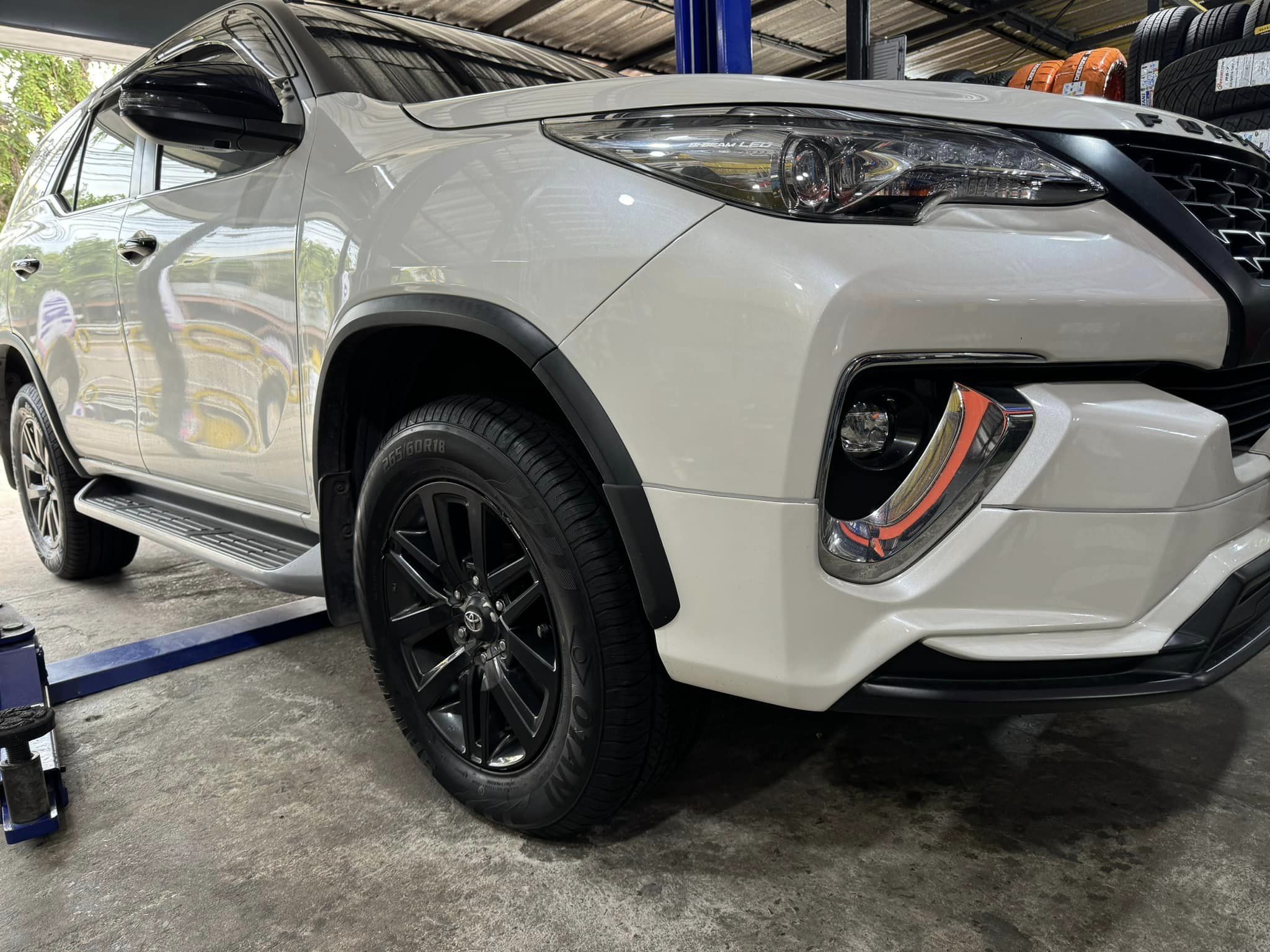 🚘 #TOYOTA_FORTUNER #มั่นใจใช้ยางโอตานิ เปลี่ยนยาง 🛞 ￼#OTANI #SA1000 265/60R18