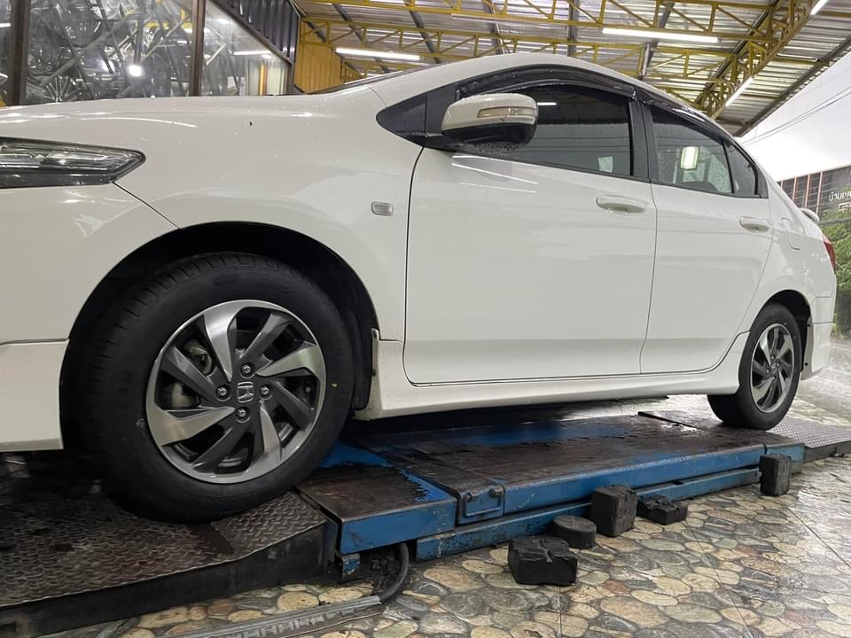 Honda City🚘❤️💫 🛞🐘#GOODYEAR_DURAPLUS2_185/65R15 ❤️ 🛞