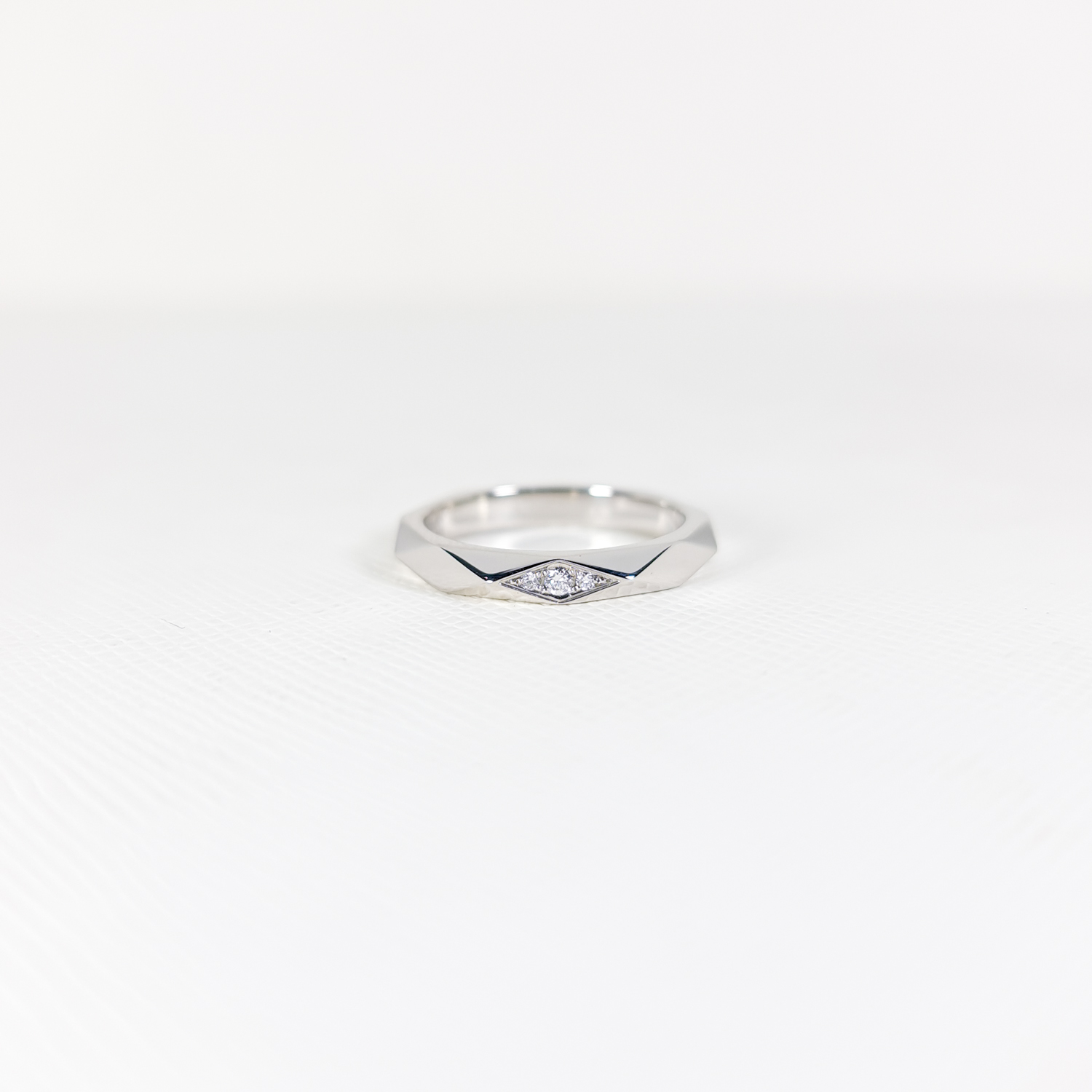 แหวน Boucheron Facette Band with 3 Diamonds Platinum950 ไซส์ 47# (Used)(Resized)