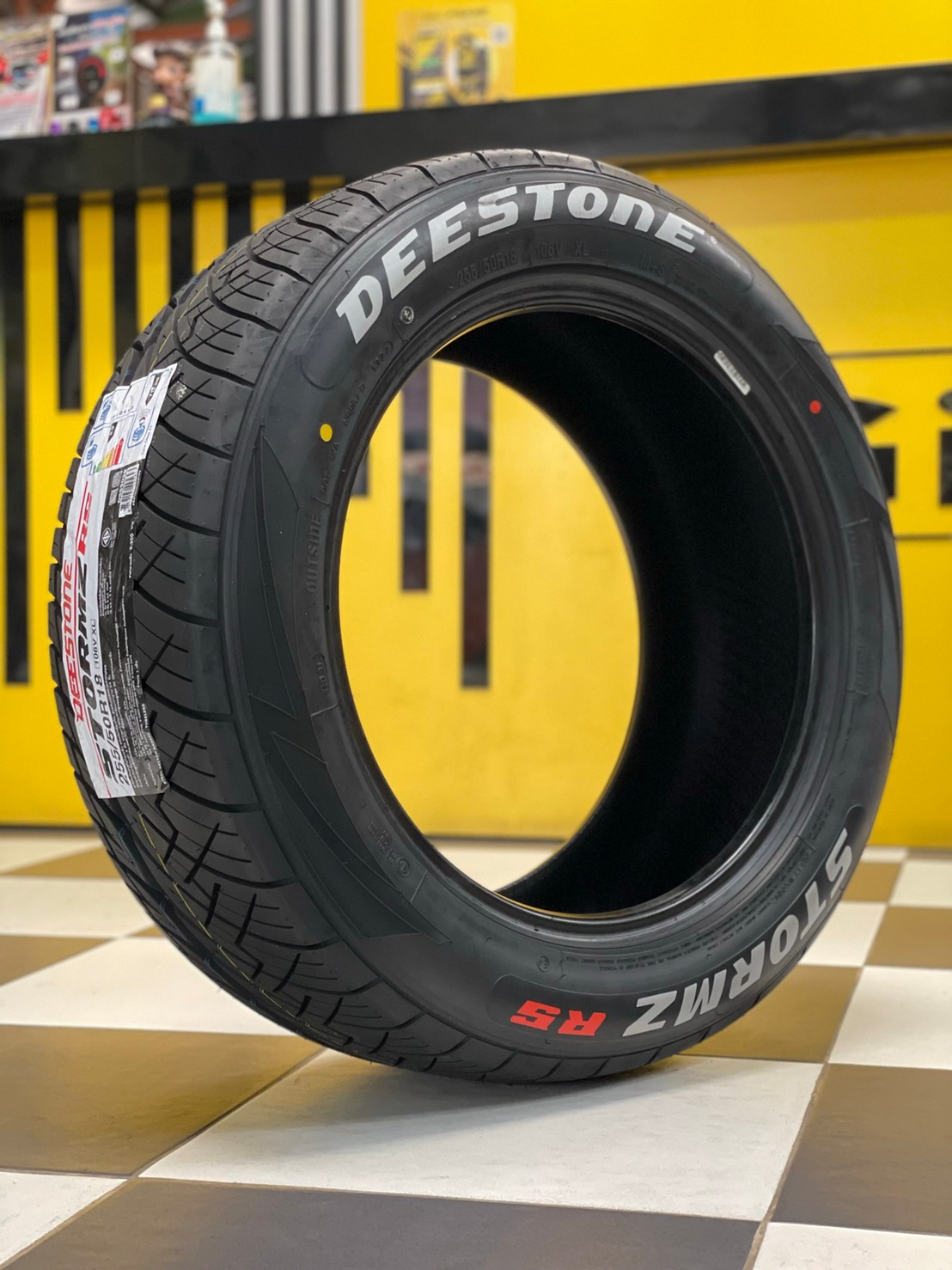 255/50R18 DEESTONE STORMZ RS ยางใหม่สปอร์ตลายซิ่ง ยางใหม่ล่าสุด แก้มขาว ยางสัญชาติไทย Made in Thailand ยางใหม่ปี2022