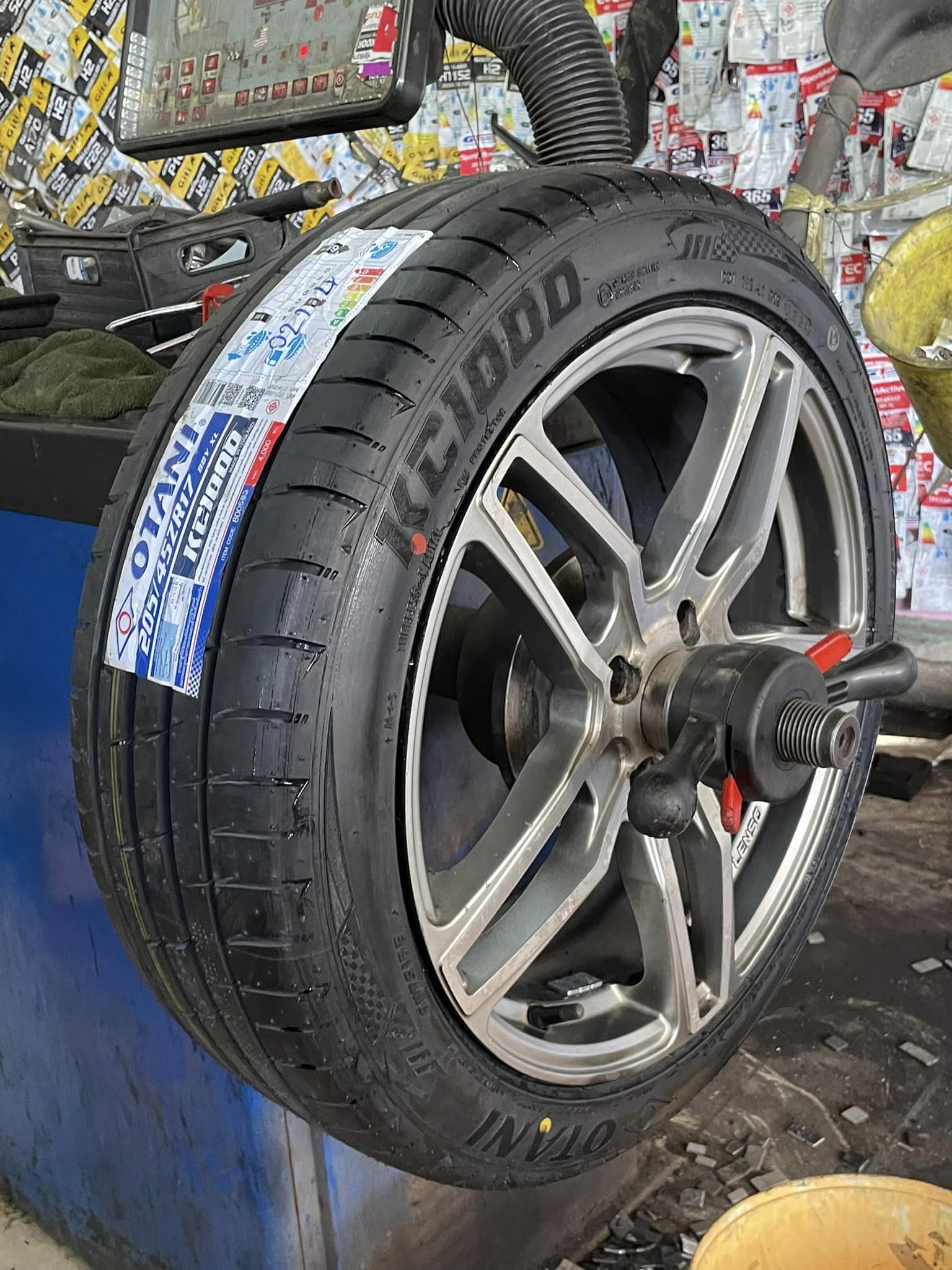 🚘 #HONDA_CITY #OTANI #KC1000 205/45R17