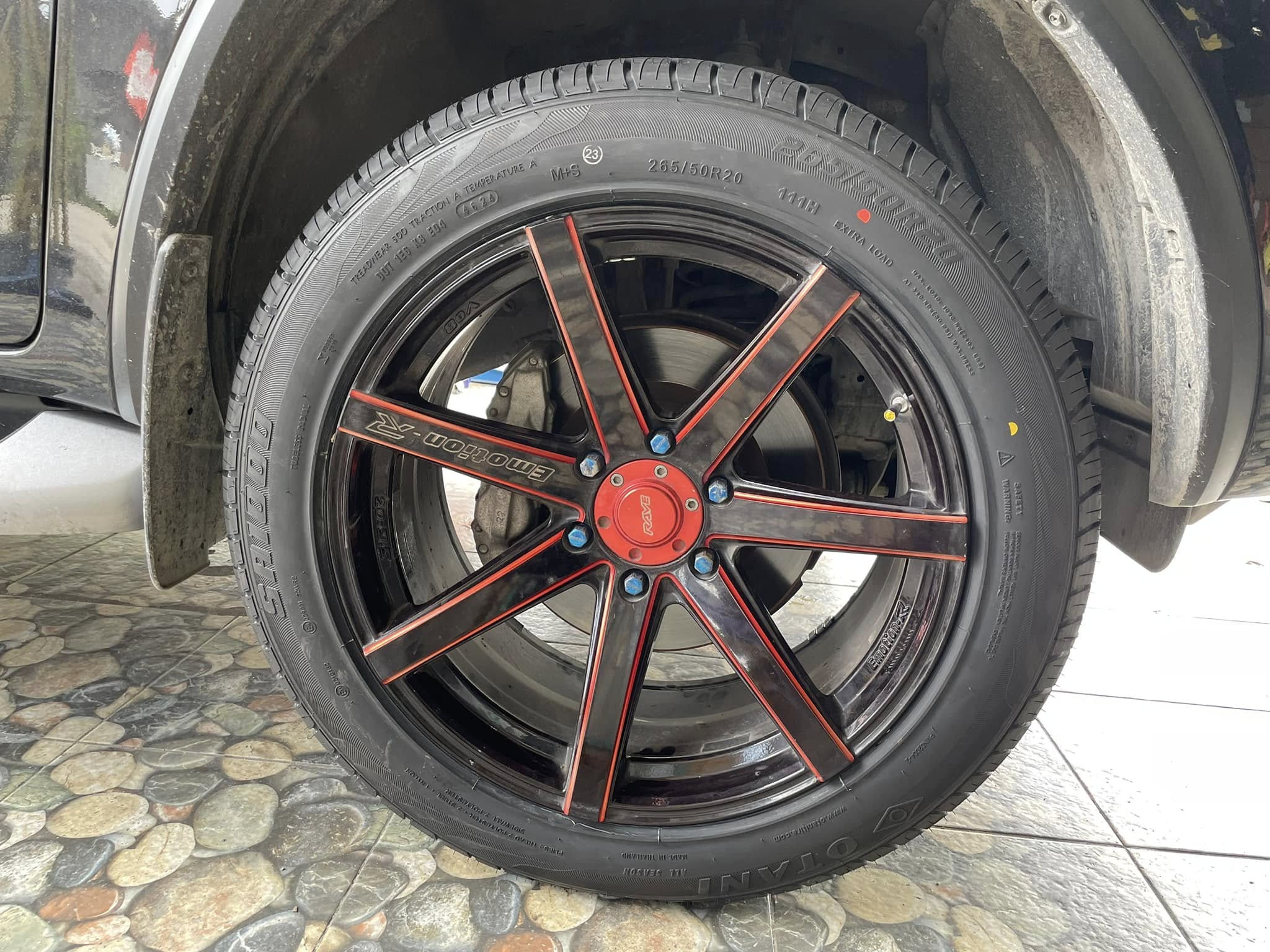 🚘 #TOYOTA_FORTUNER🛞 #เปลี่ยนยาง #OTANI #SA1000 265/50R20 #บริการตั้งศูนย์ล้อ🛞