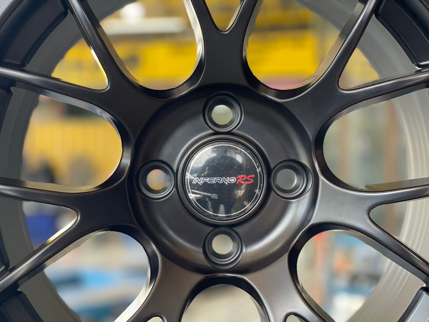 ล้อแม็กซ์ใหม่ขอบ15" #INFERNO Model5005 15x7 ET32 4x100 สีดำขอบแดง